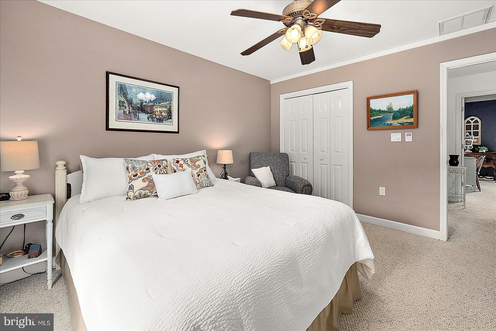 WATERS EDGE - Residential