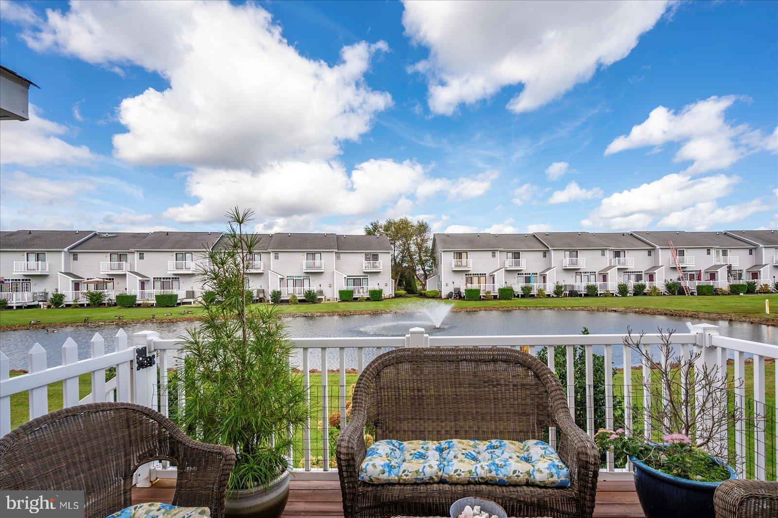 WATERS EDGE - Residential