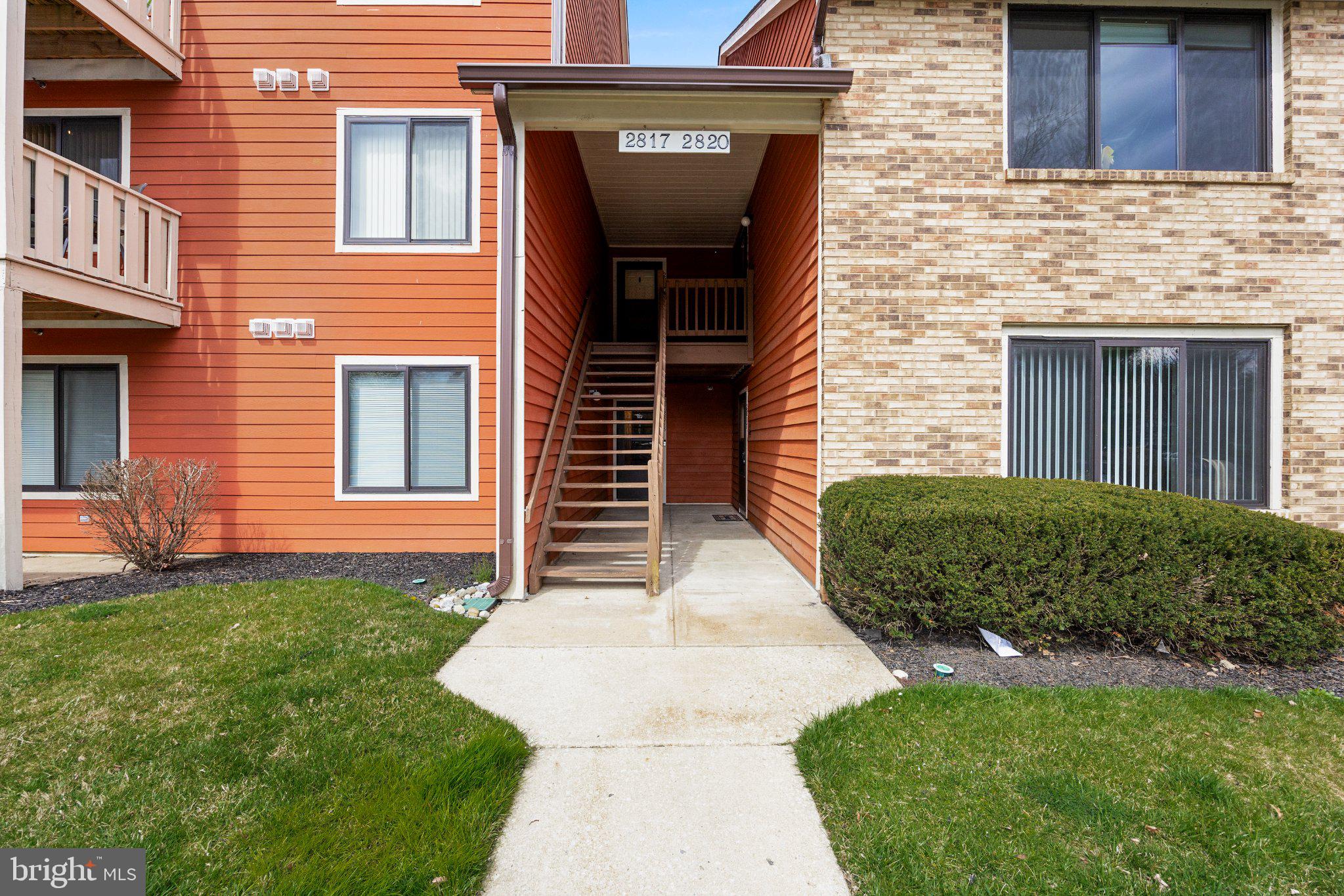 2818 AUBURN COURT A