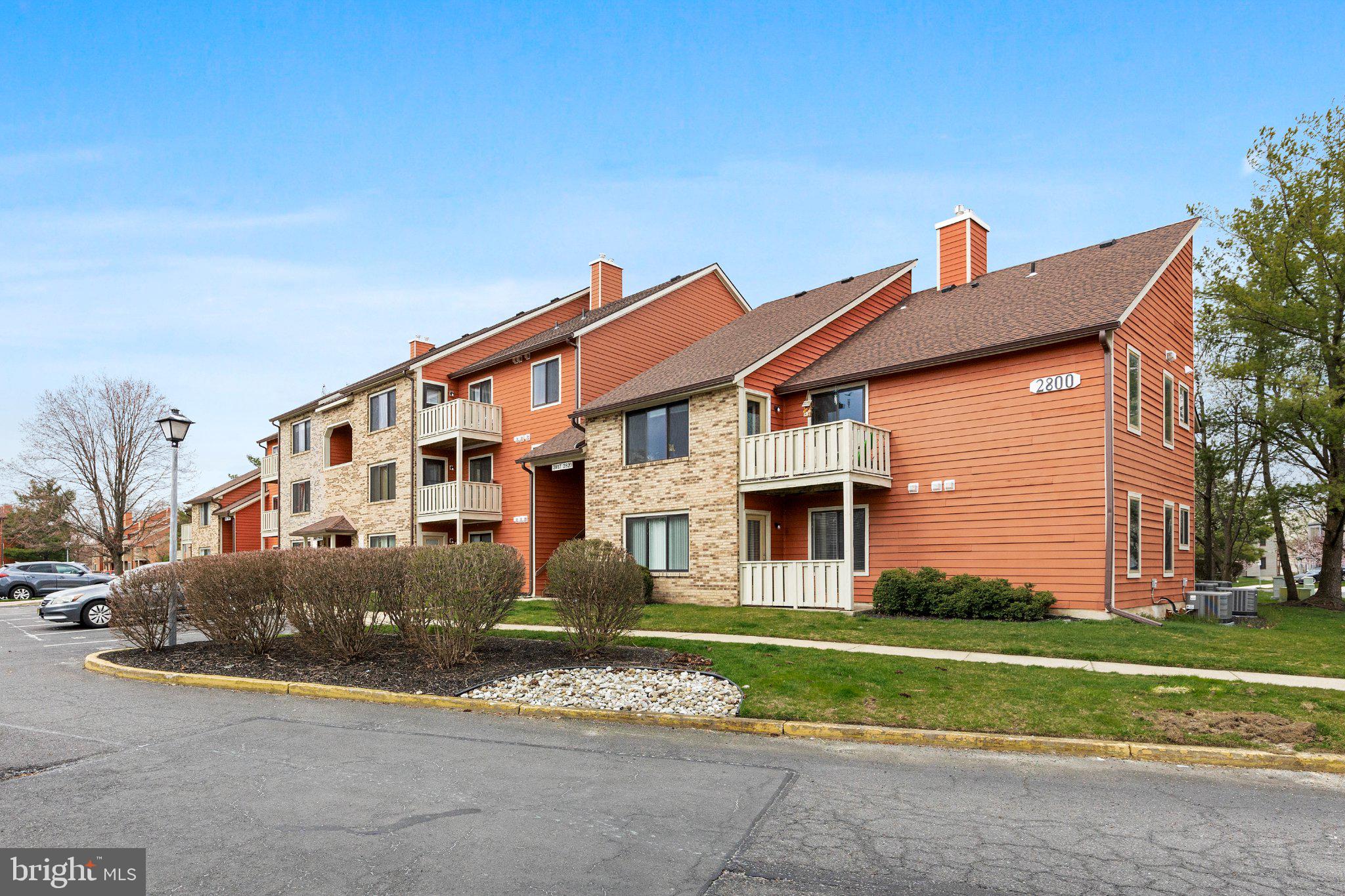 2818 AUBURN COURT A