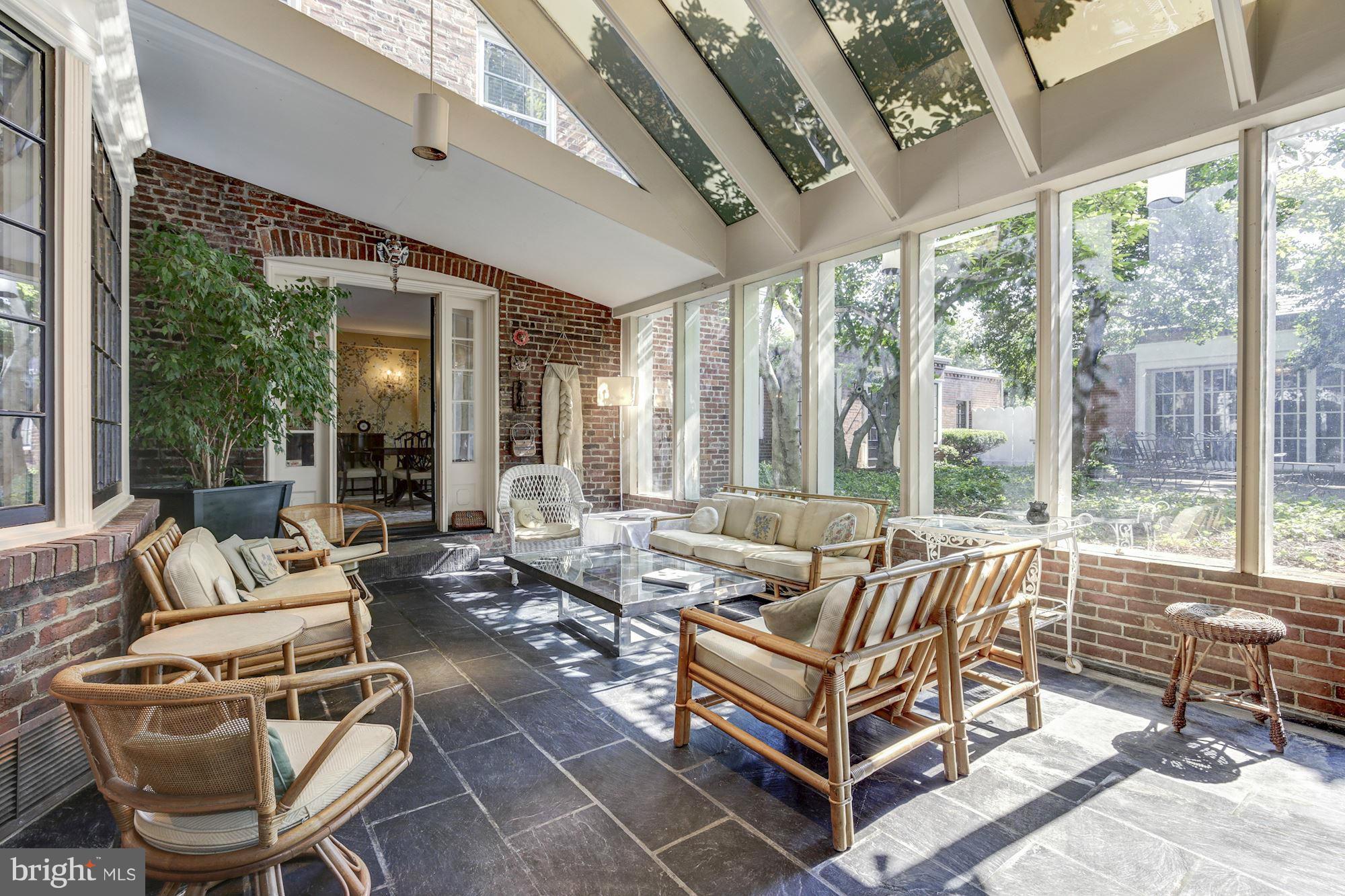 GEORGETOWN - Residential
