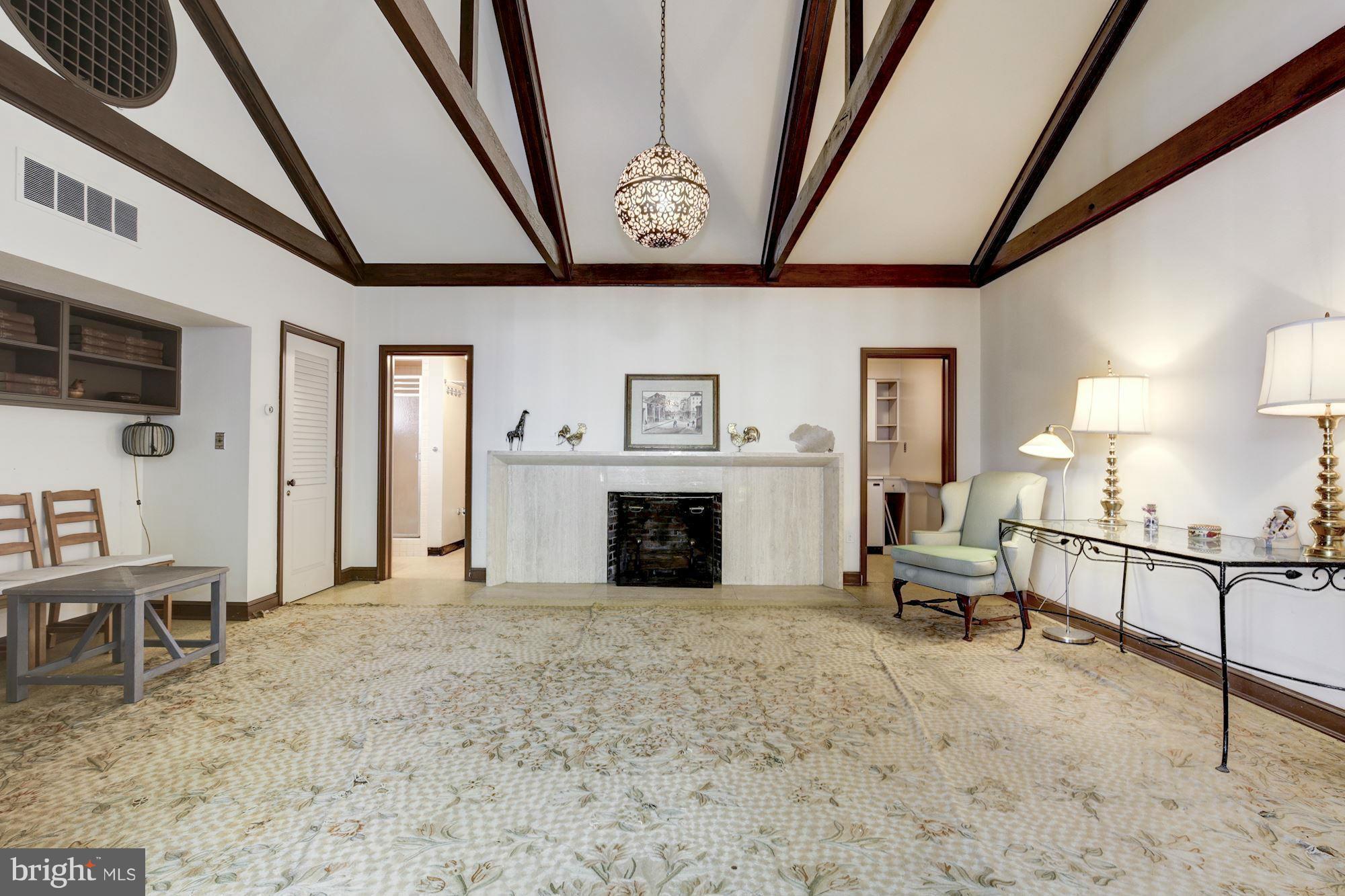 GEORGETOWN - Residential