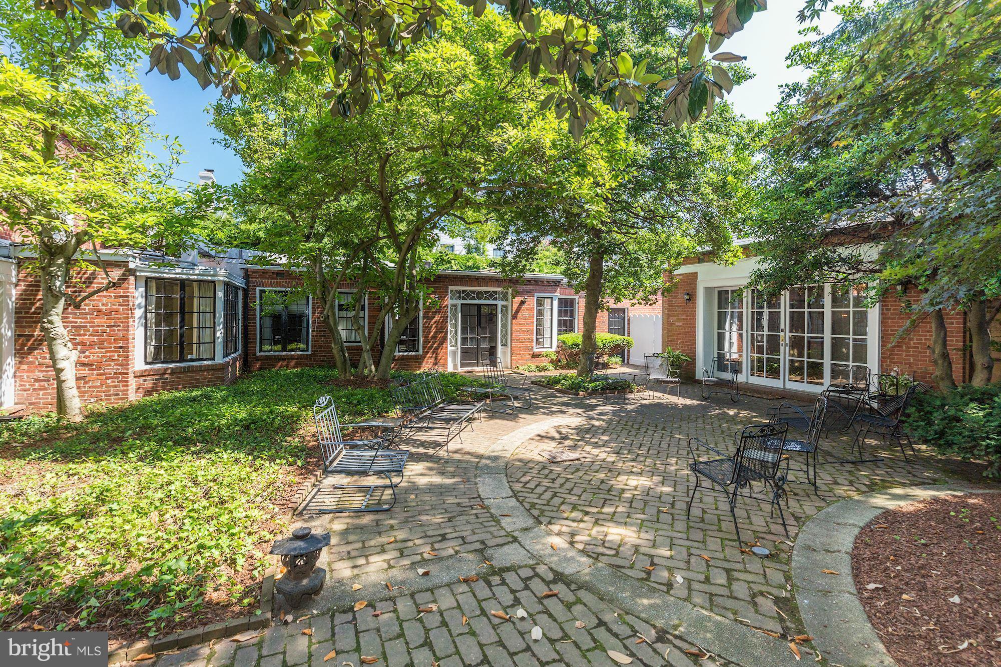 GEORGETOWN - Residential