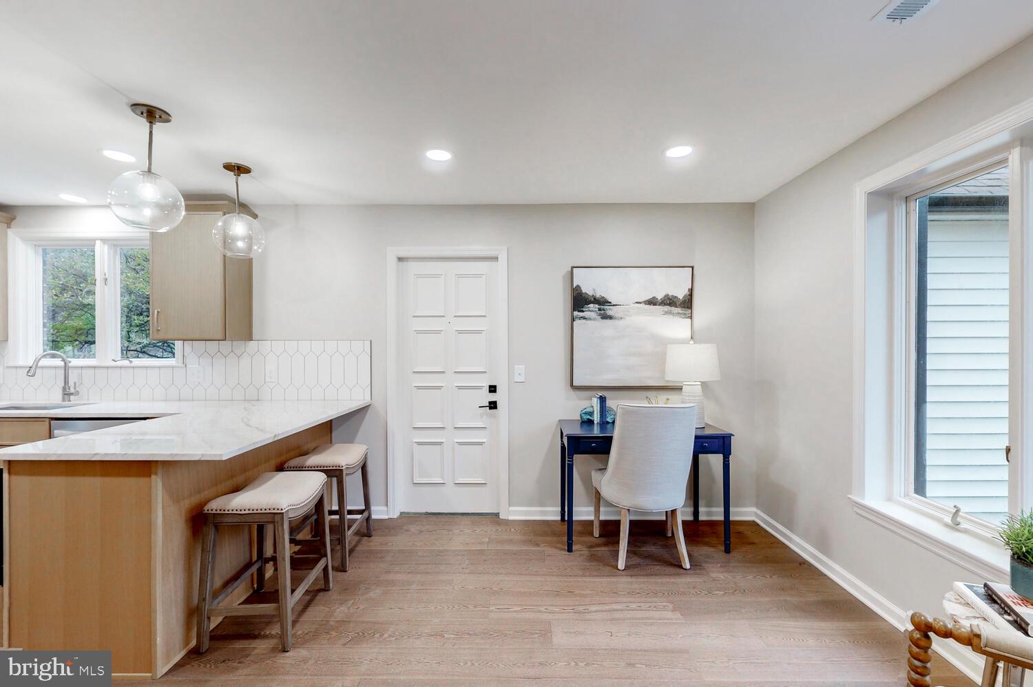 FOLLY QUARTER - Residential