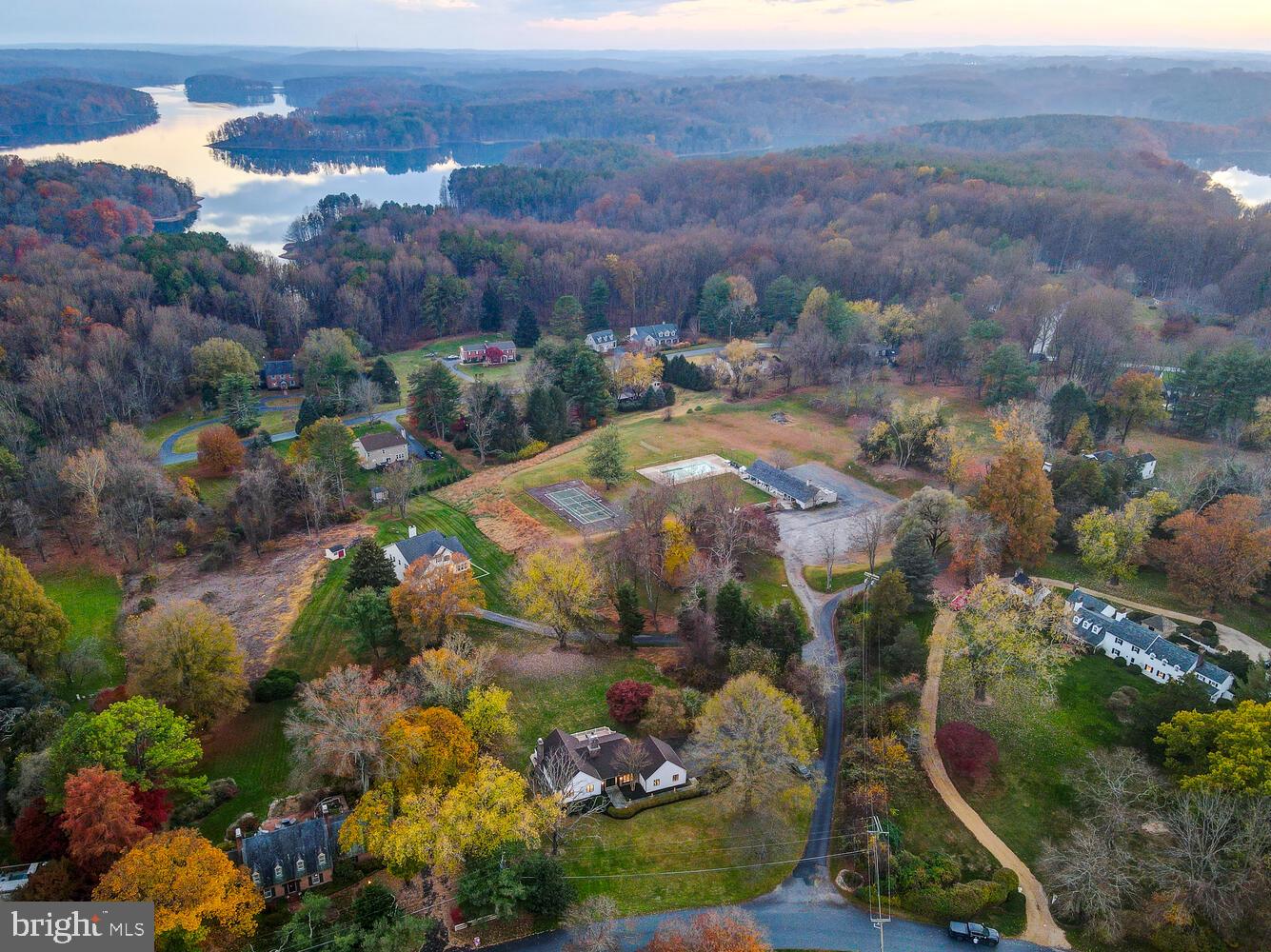 FOLLY QUARTER - Residential