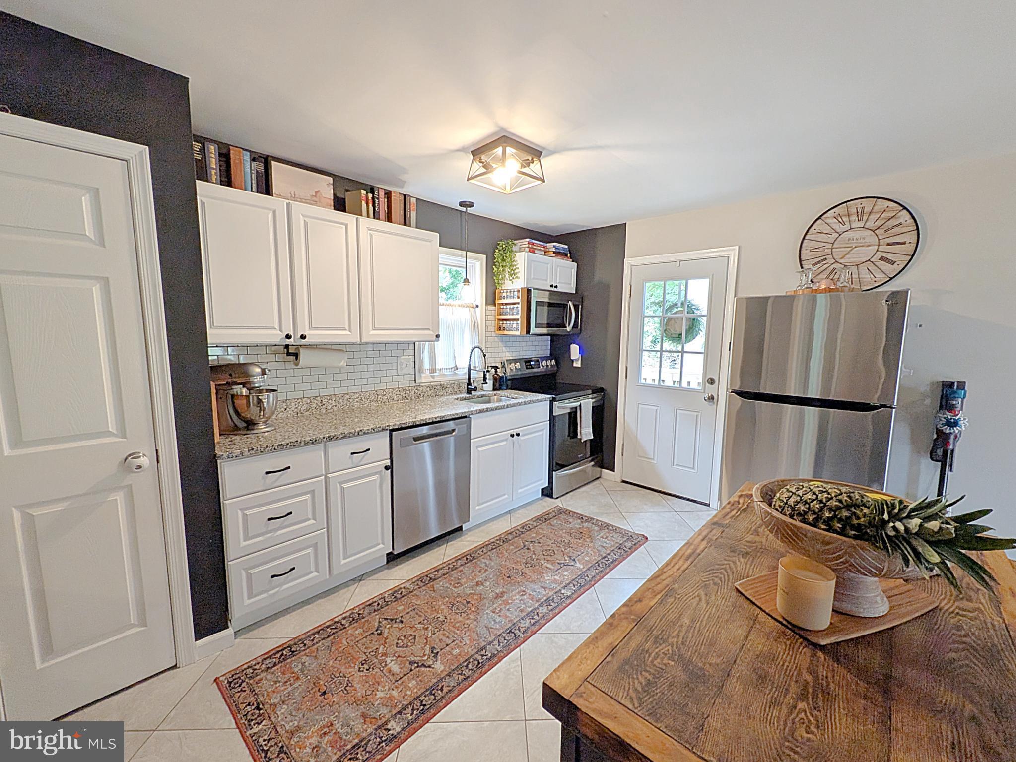7636 WOODBINE ROAD