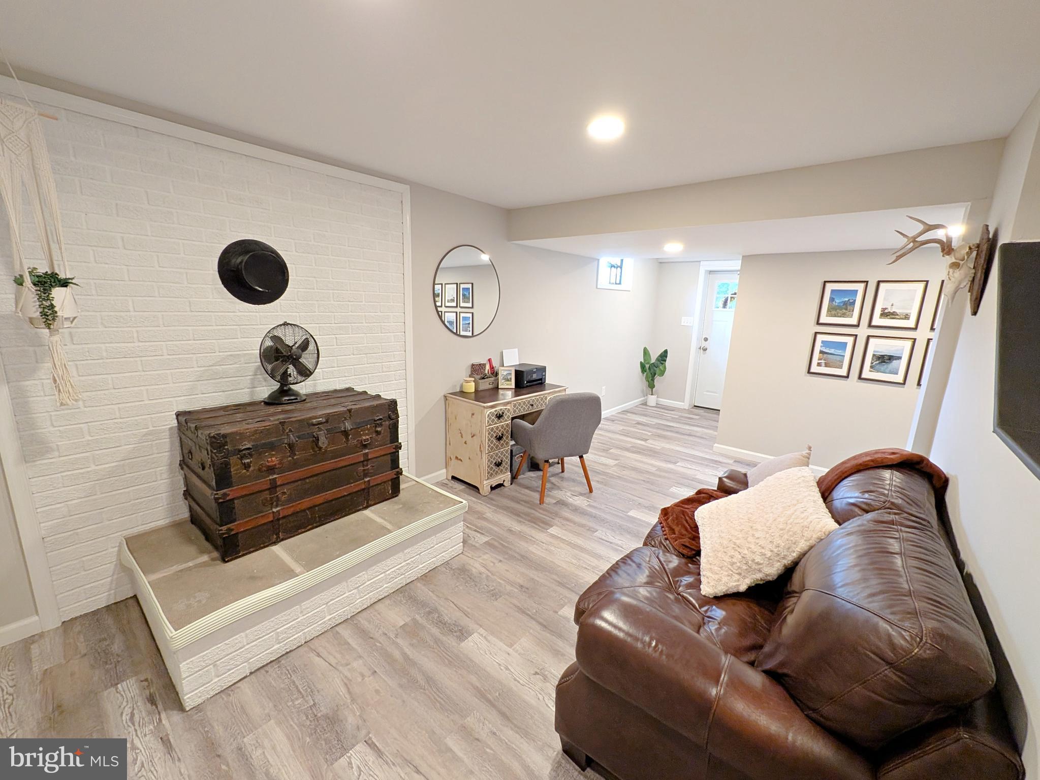 7636 WOODBINE ROAD