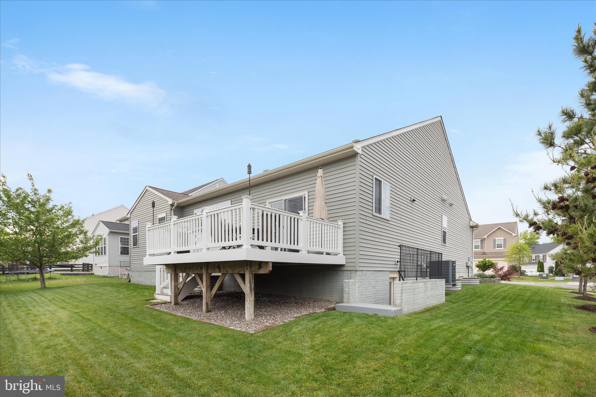 THE RESERVE AT JENNELL E - Residential