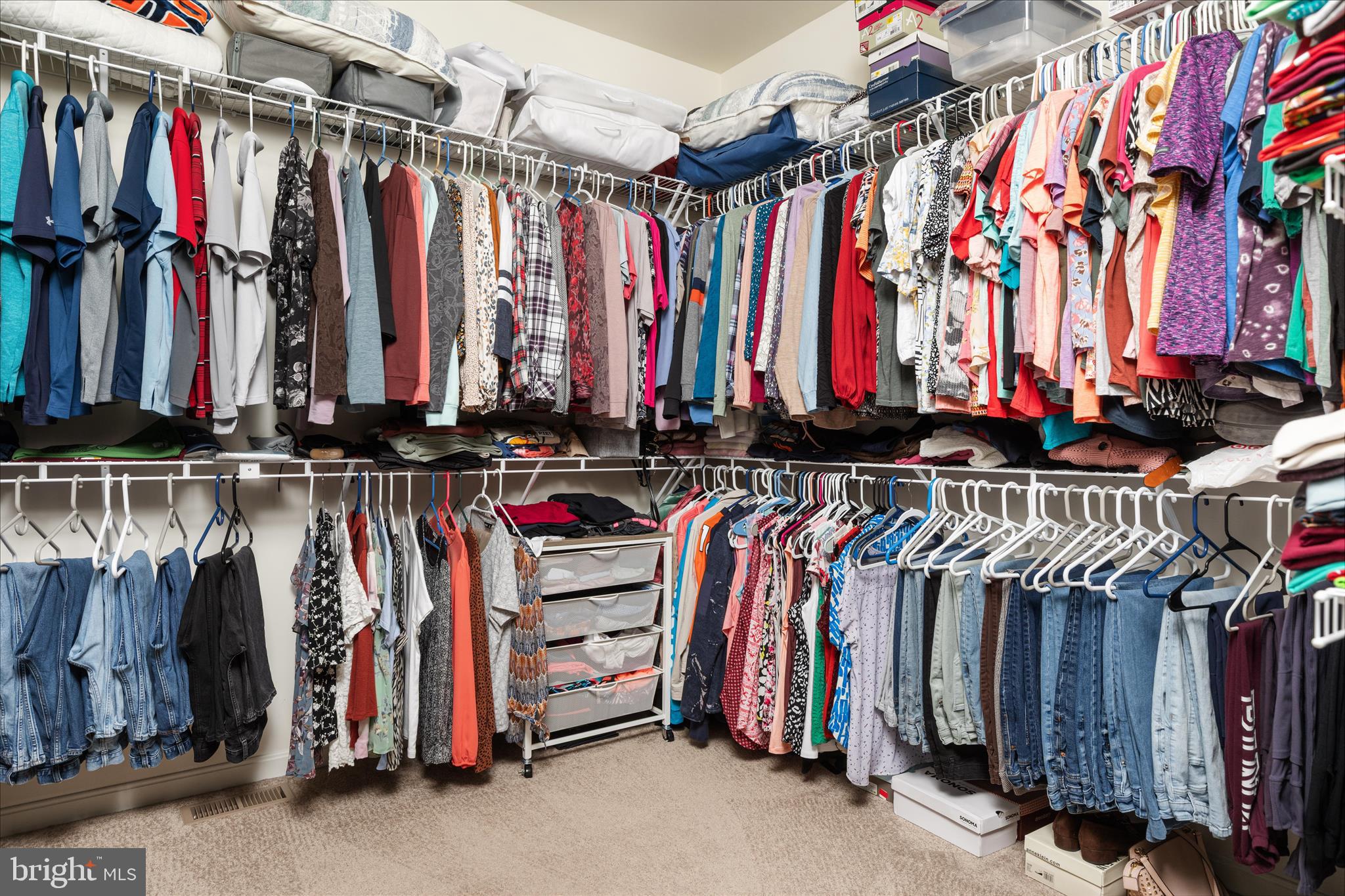 THE RESERVE AT JENNELL E - Residential