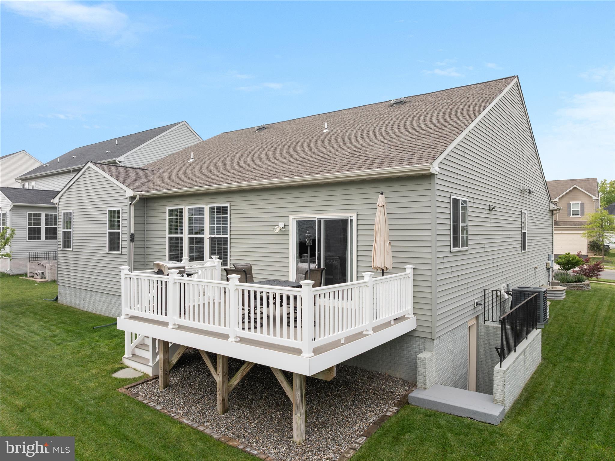 THE RESERVE AT JENNELL E - Residential