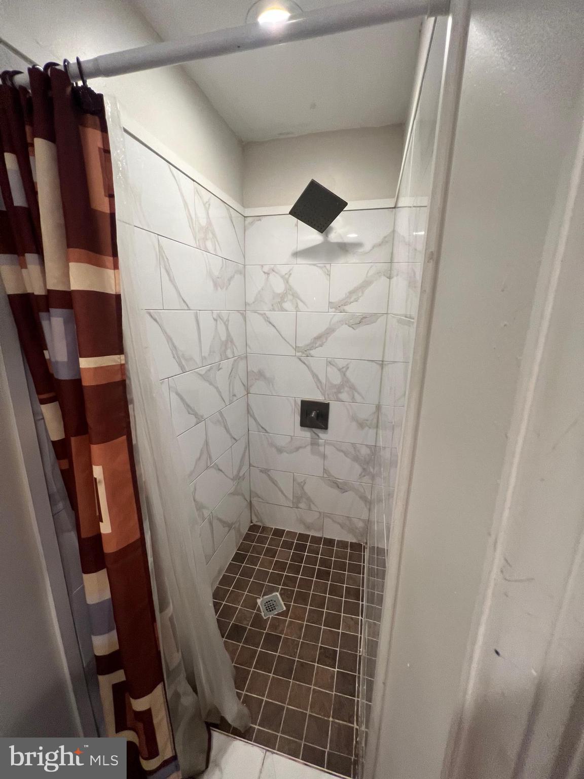 MANAYUNK - Residential Lease