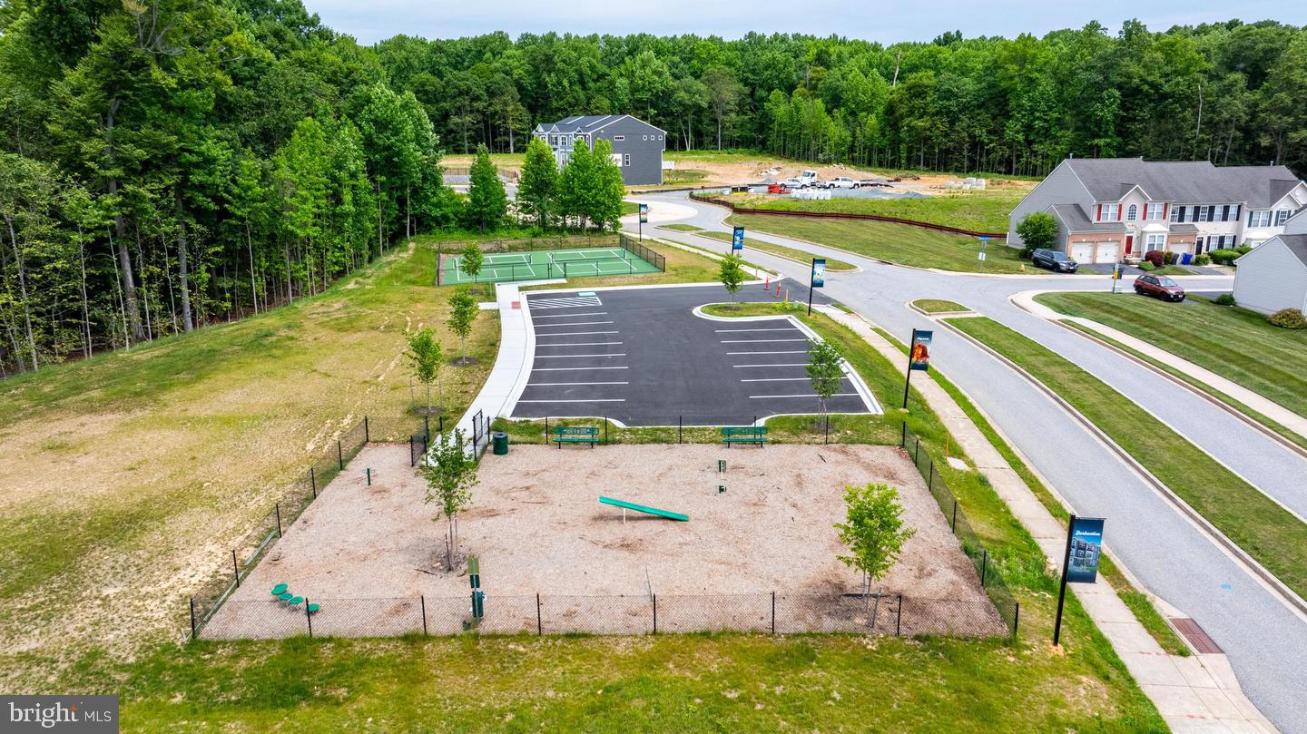 740 BUR OAK COURT