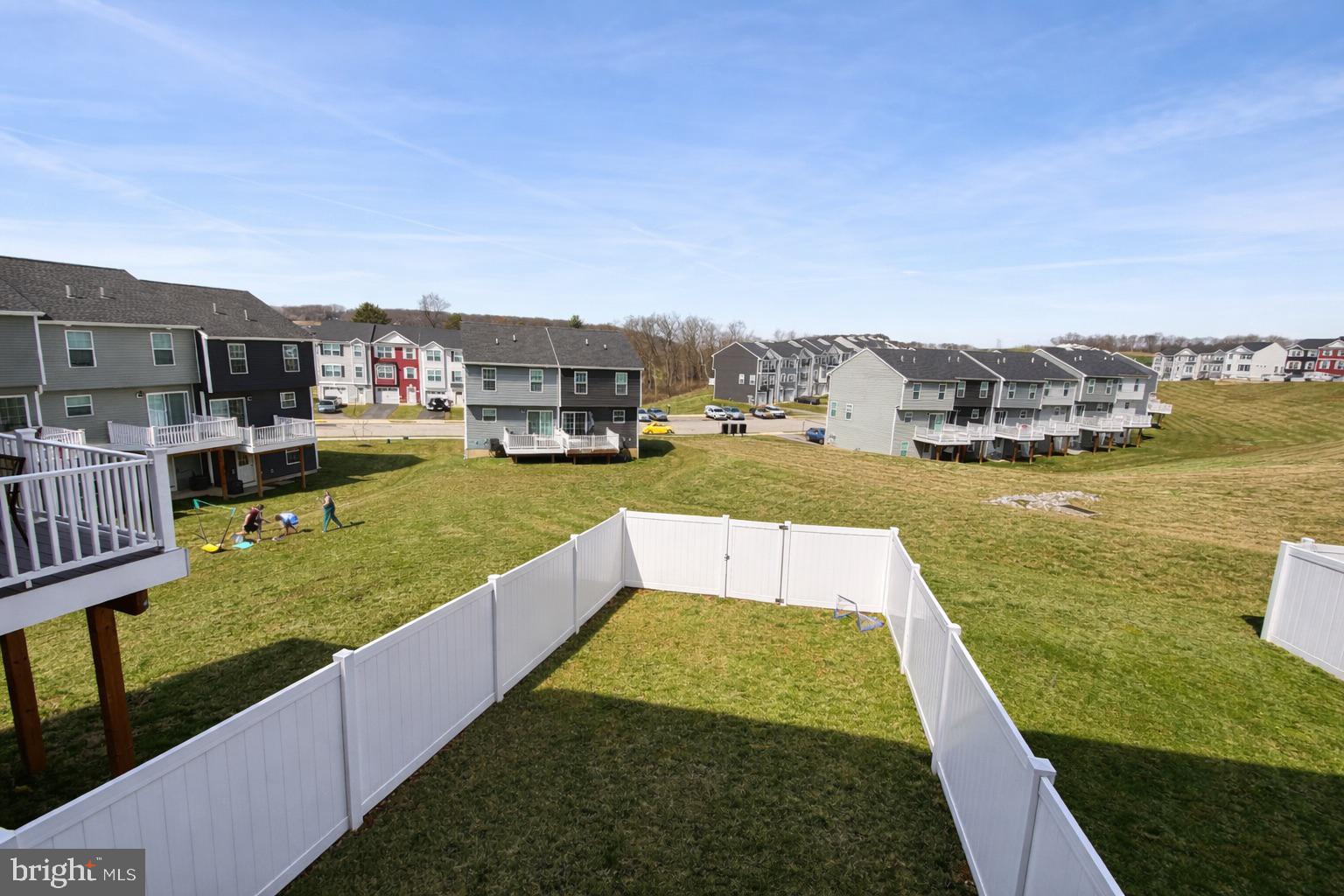 HUDSON RIDGE - Residential