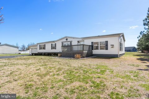 Mobile Home For Sale - 16 Pleasant Pine Court<br/> Kent County, HARRINGTON, DE 19952