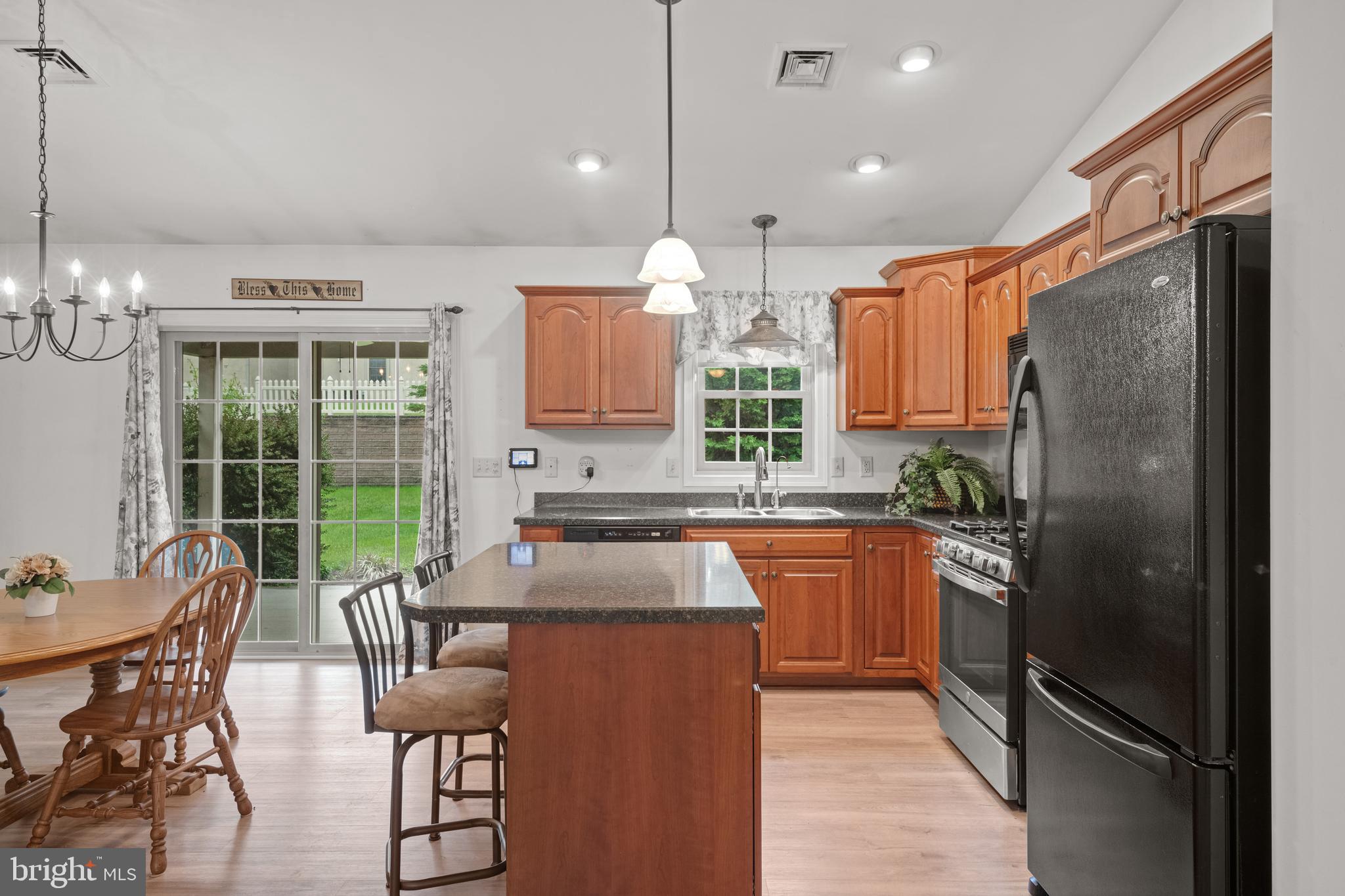 BROOKSHIRE - Residential