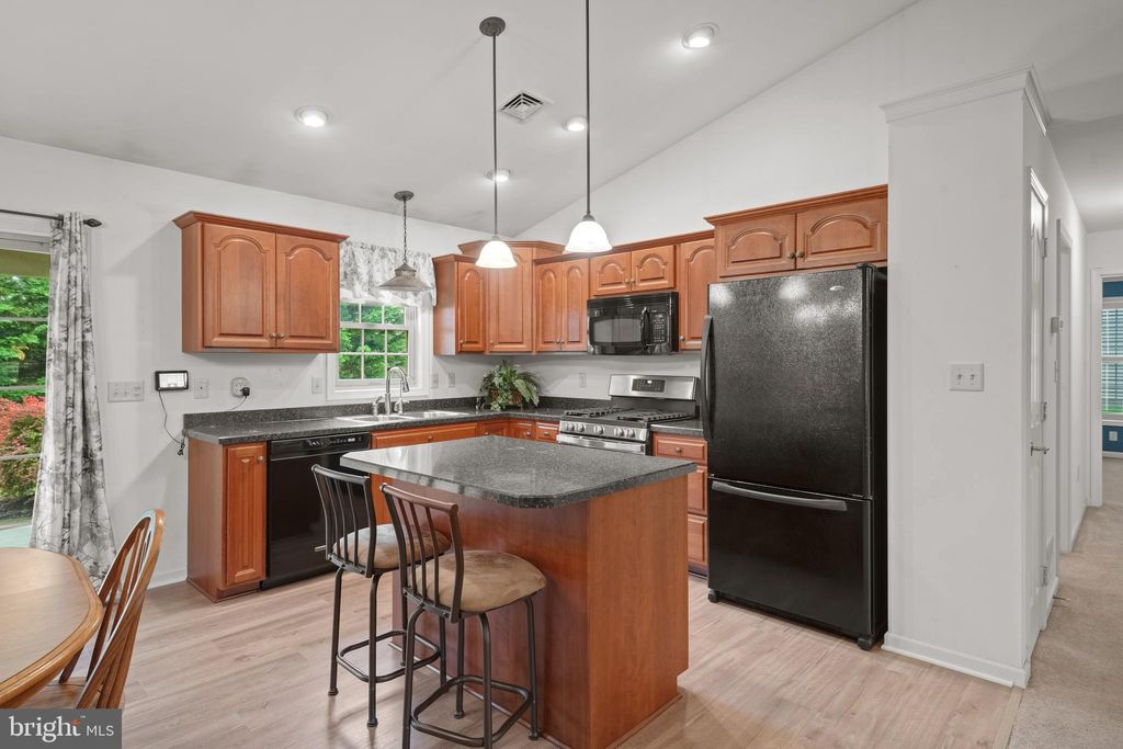 Photo of 877 Cambridge Drive, MANHEIM, PA 17545 (MLS # PALA2069890)