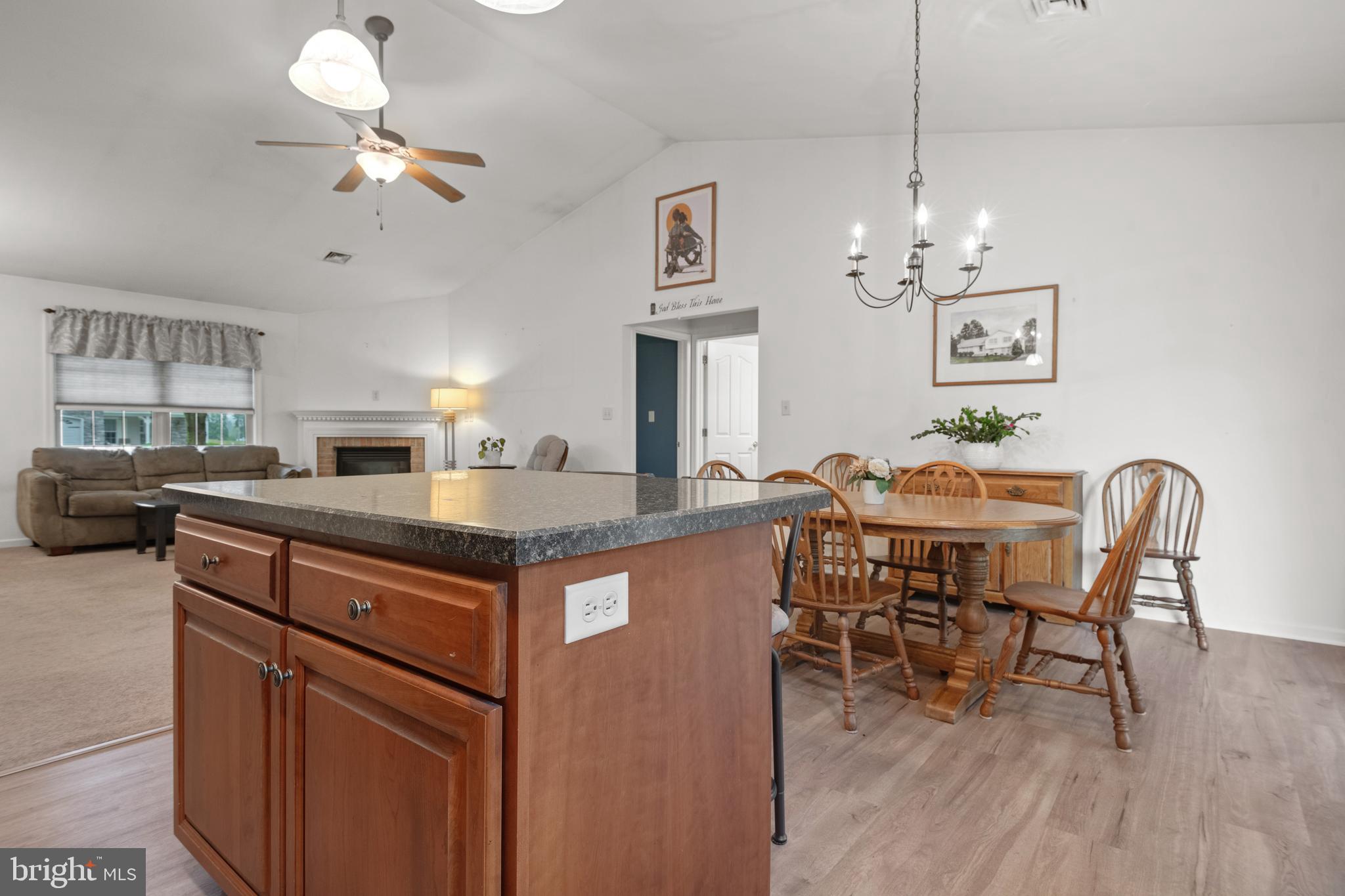 BROOKSHIRE - Residential