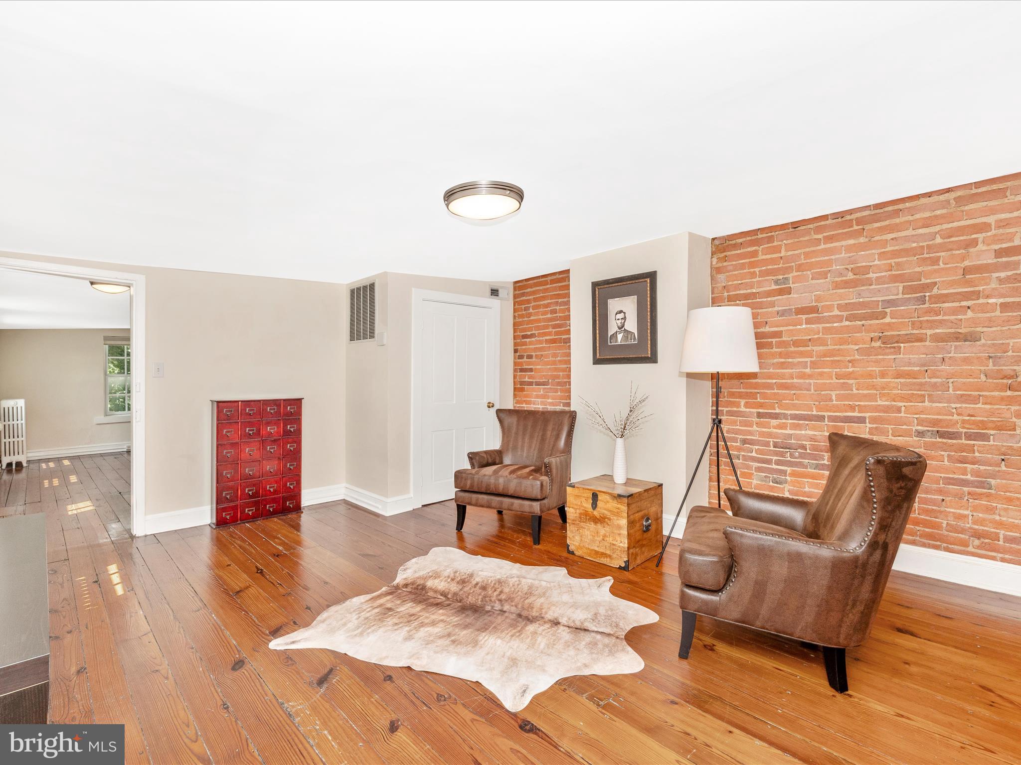 DOWNTOWN FREDERICK - Residential