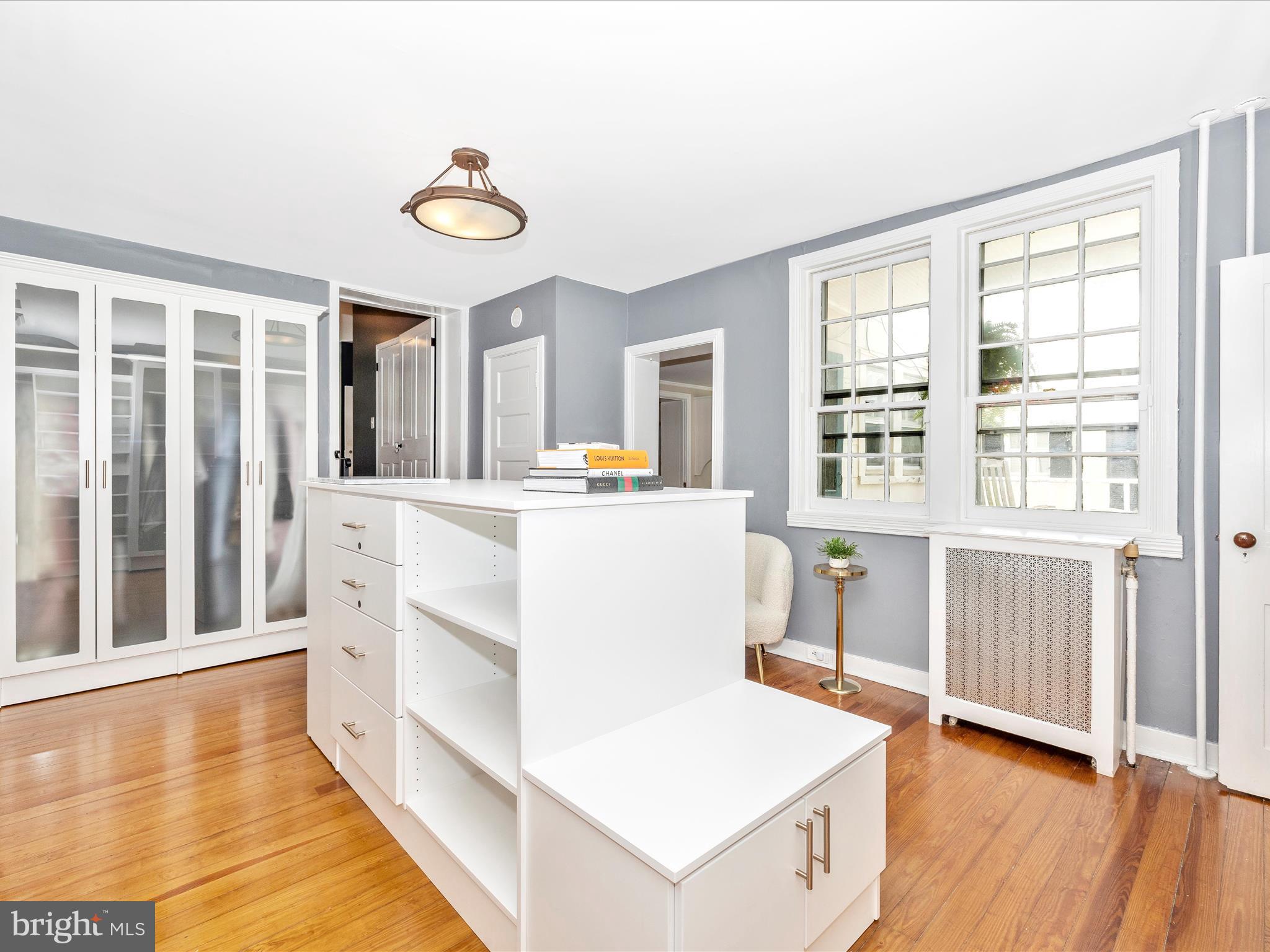 DOWNTOWN FREDERICK - Residential