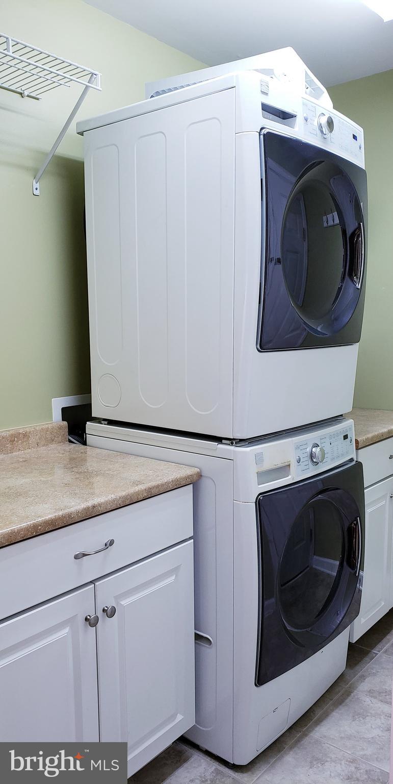 FIELDS OF NOTTINGHAM - Residential