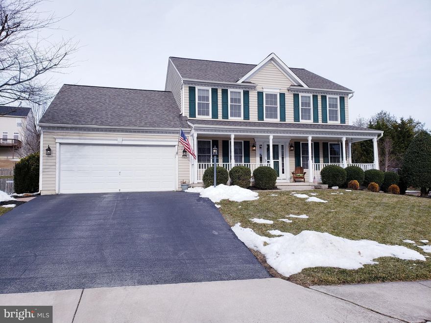 EXTRAORDINARILY  IMMAULATELY IMPROVED & MAINTAINED Single Family Dream Home in Nottingham Fields seeks new homeowners to Enjoy this Lovely, Lightly Lived in, Meticulously Maintained Home!  OVERLAPPING SHOWINGS. PLEASE honor COVID RULES of DISTANCING & MASKS.    MASKS, BOOTIES or TAKE SHOES OFF. DO NOT USE BATHROOMS PLEASE