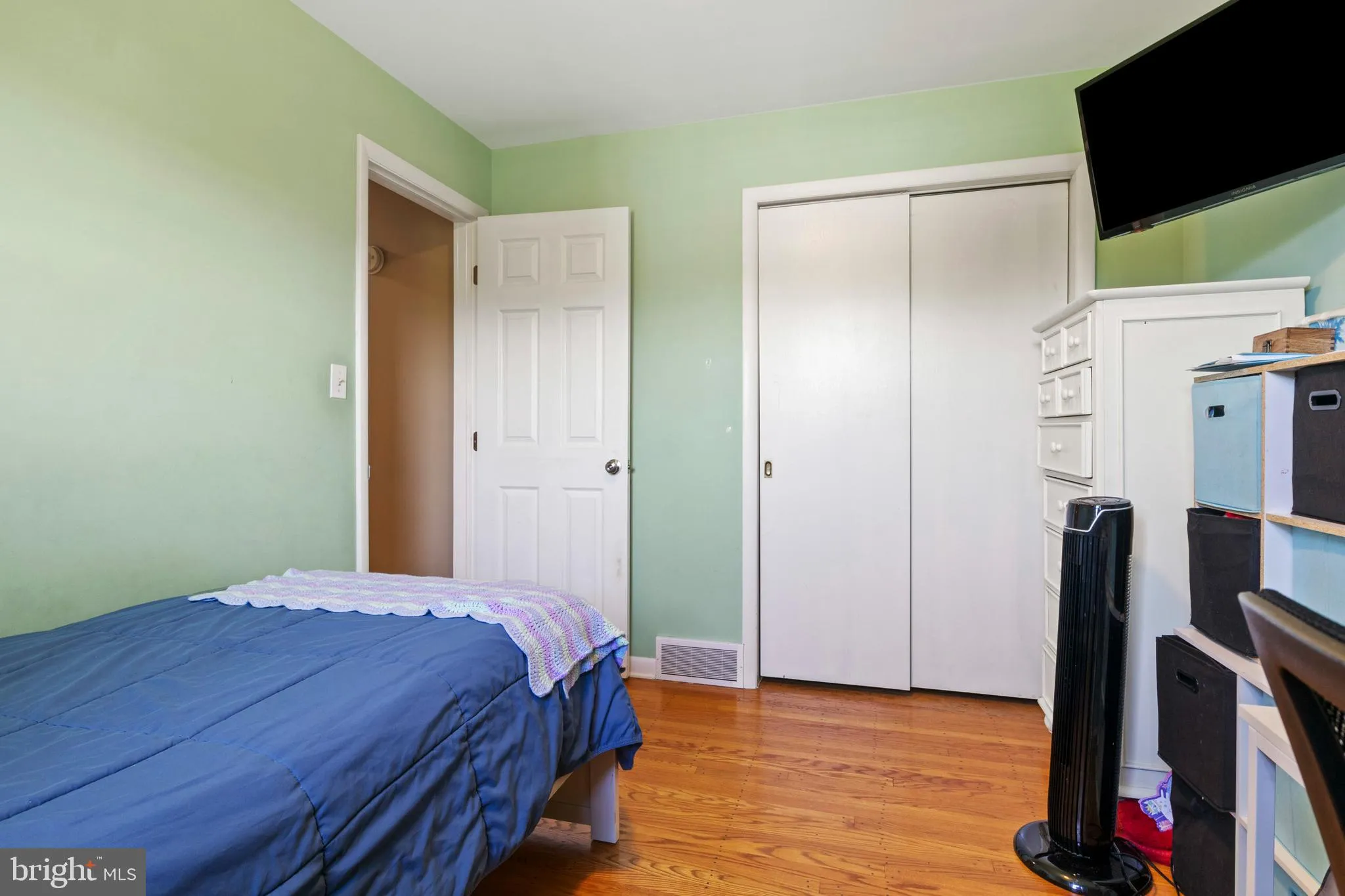 York, Pennsylvania 17408, United States, 3 Bedrooms Bedrooms, ,2 BathroomsBathrooms,Residential,Pending,129371