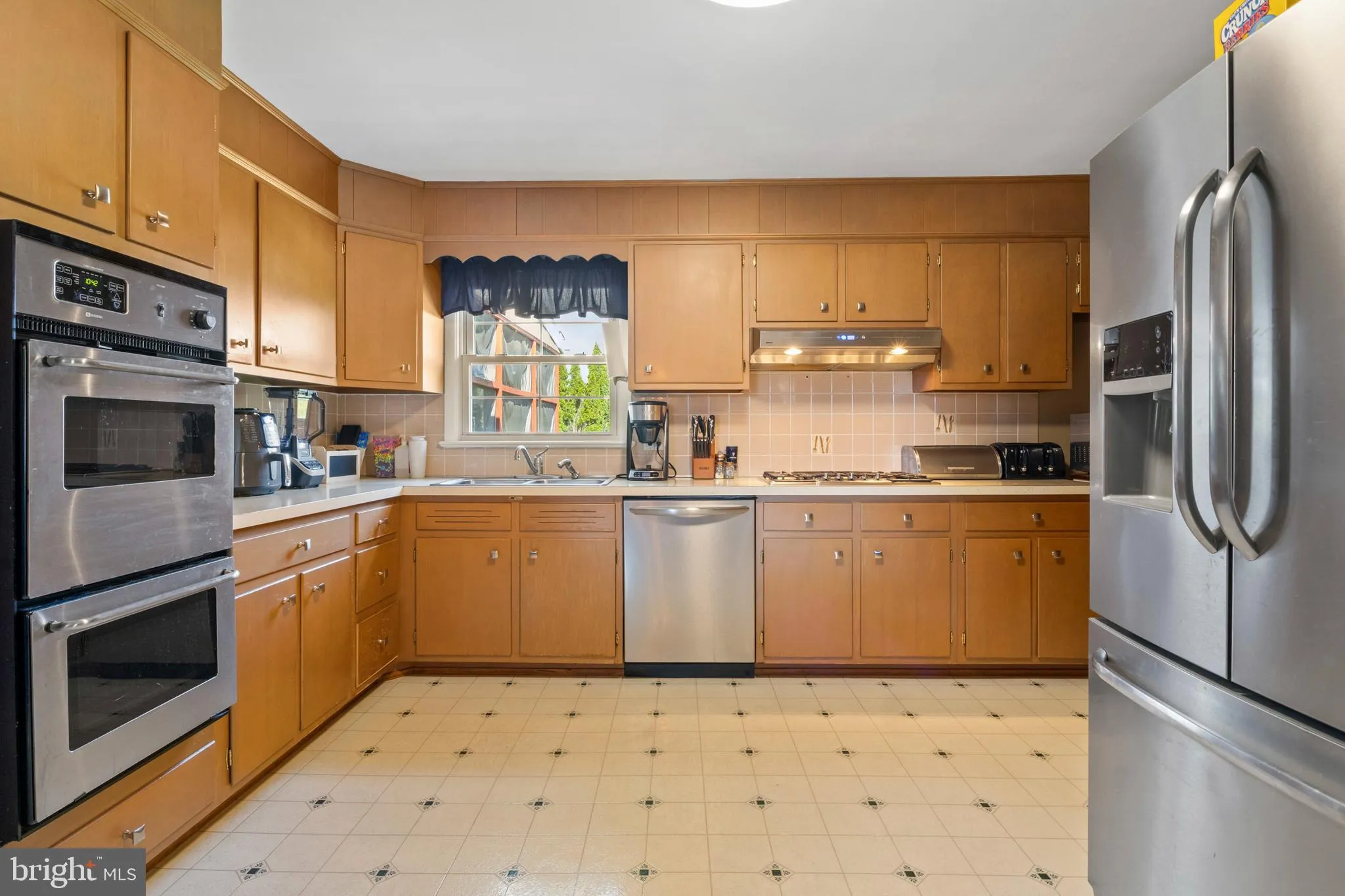 York, Pennsylvania 17408, United States, 3 Bedrooms Bedrooms, ,2 BathroomsBathrooms,Residential,Pending,129371