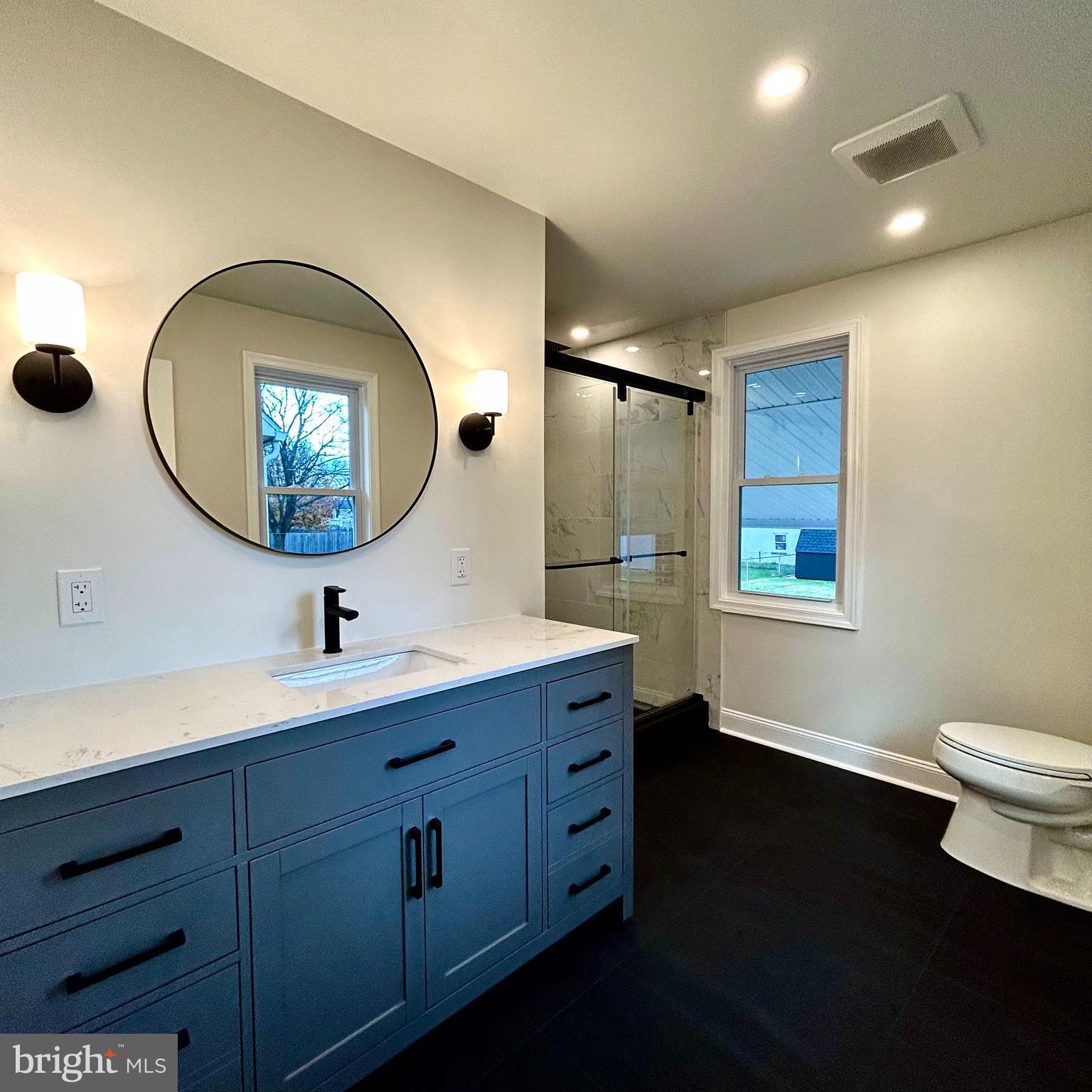 LYNCH POINT - Residential