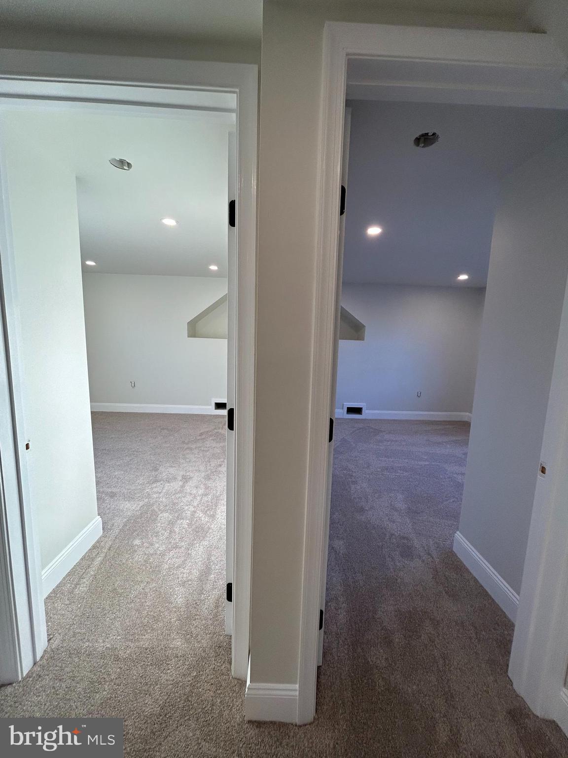 LYNCH POINT - Residential