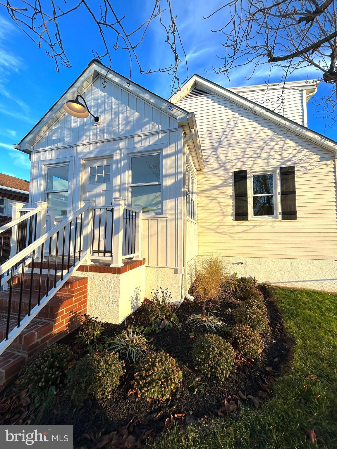 LYNCH POINT - Residential