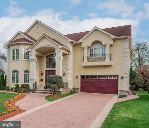 5812 LONE OAK DRIVE BETHESDA MD 20814