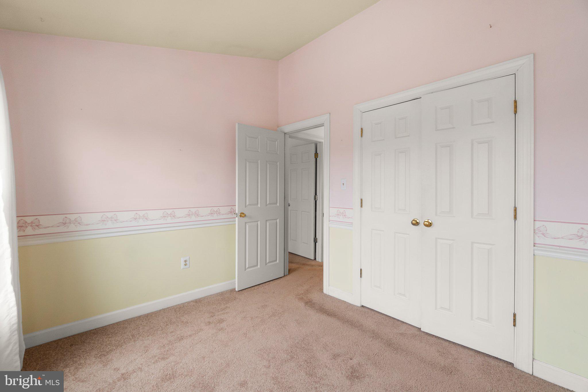 BALLENGER CREEK - Residential