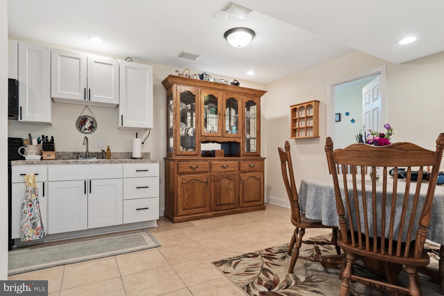 THREE CREEKS - Residential