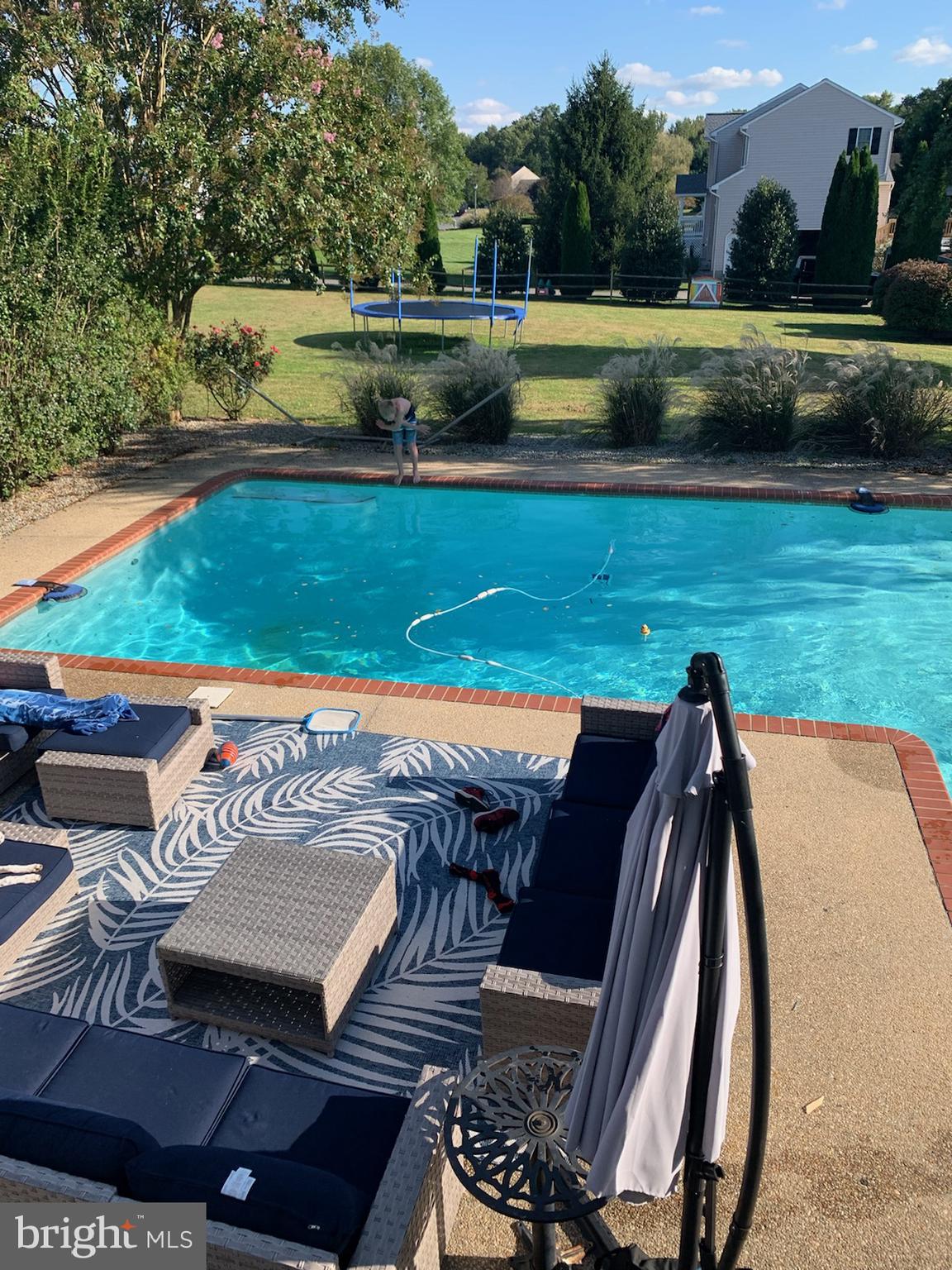 THREE CREEKS - Residential