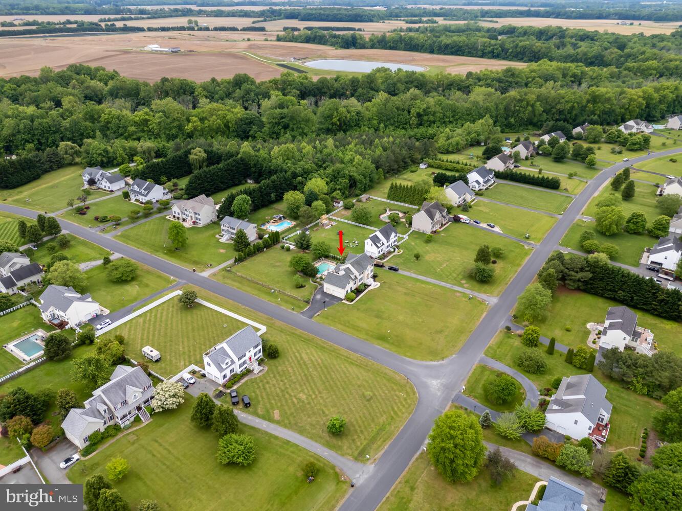 THREE CREEKS - Residential