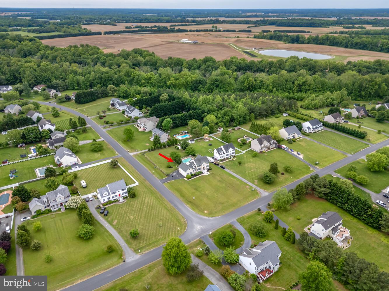 THREE CREEKS - Residential