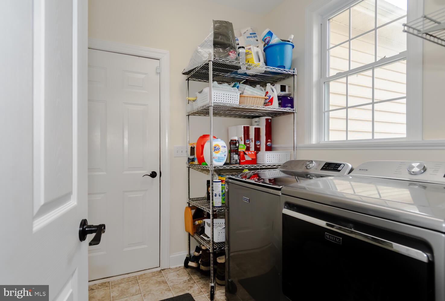 THREE CREEKS - Residential