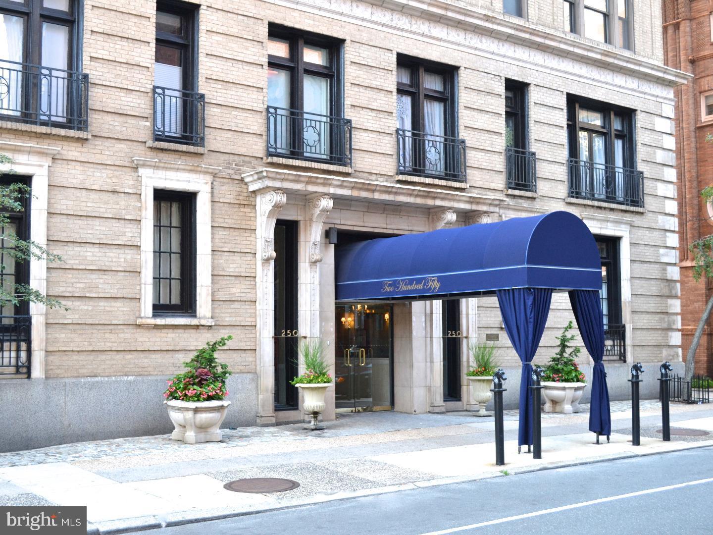 RITTENHOUSE SQUARE - Residential
