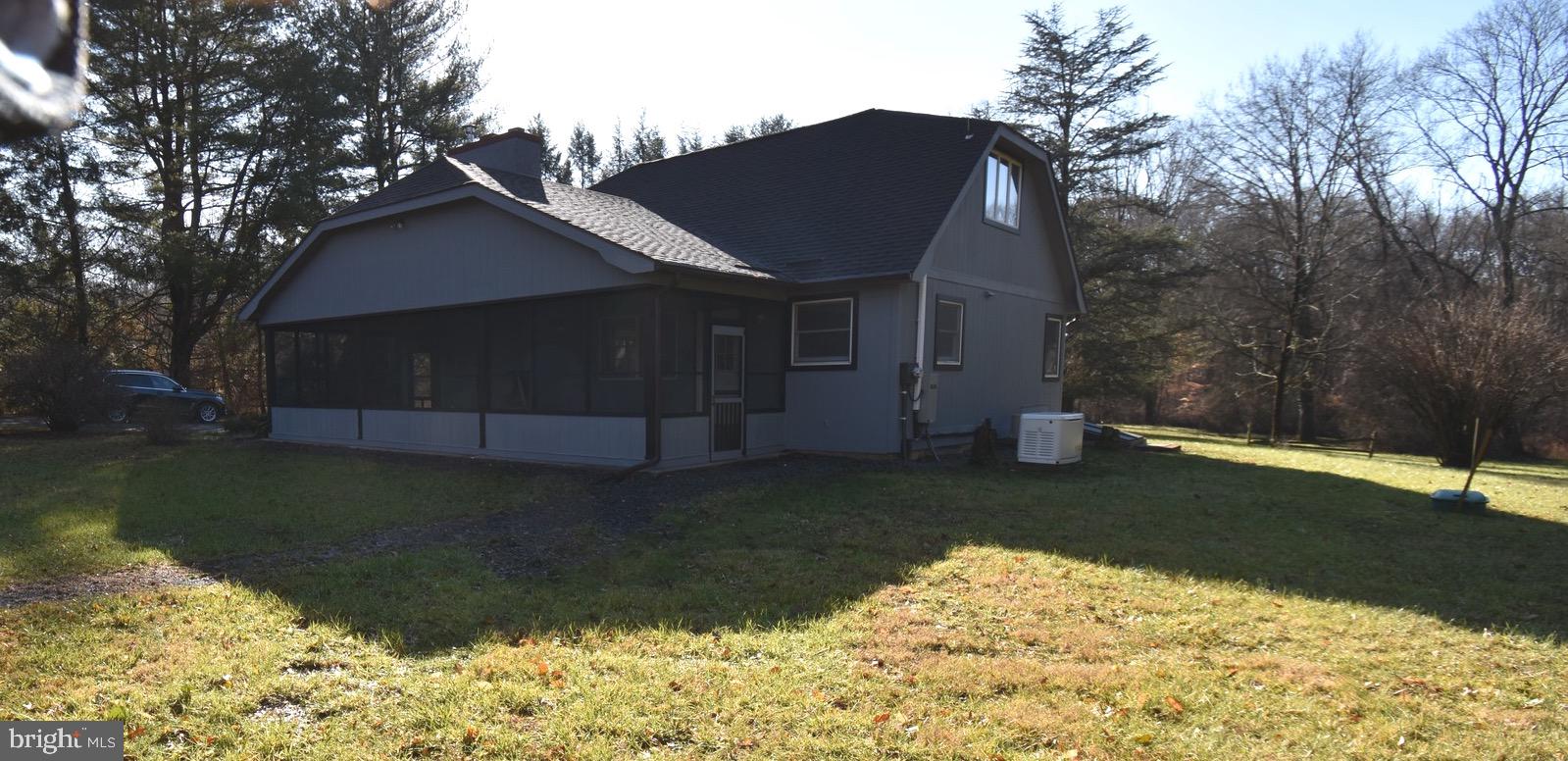 SPRING VALLEY - Residential Lease