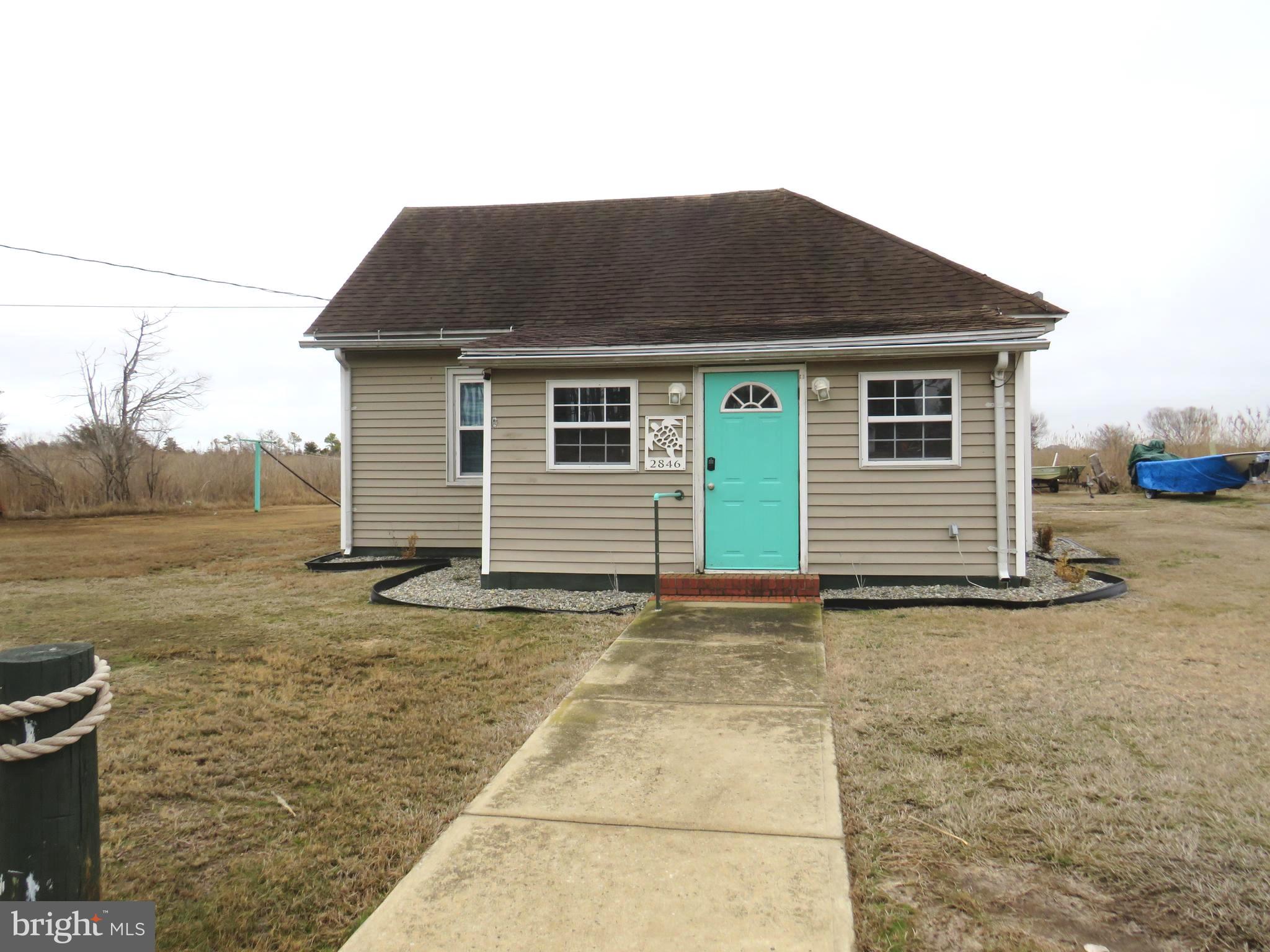 Perfect getaway house, ride your bike to Jenkins Creek public boat ramp, or put your boat or kayak over to enjoy the Pocomoke and Tangier Sound, just 1/2 mile away! Kayaking trails adjacent to boat ramp area. Cute as a button, with two bedrooms and one bath, fully equipped and ready for your enjoyment this summer. Public sewer, private well, electric baseboard heat and window AC units. furnishings included, ready for your enjoyment!