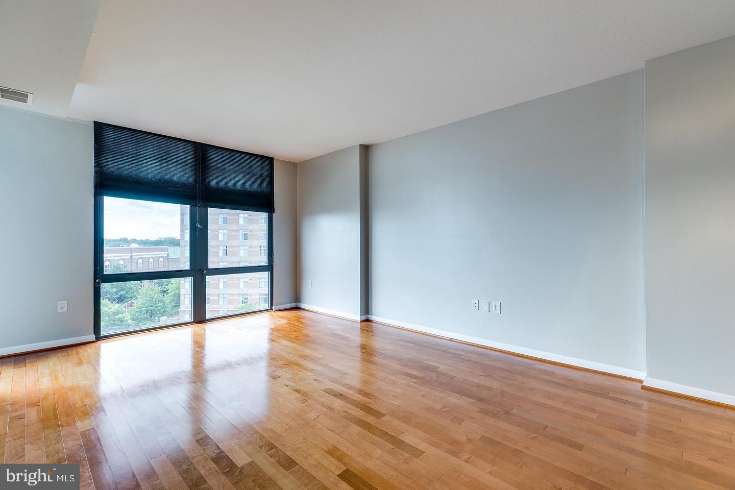 CLARENDON 1021 - Residential Lease