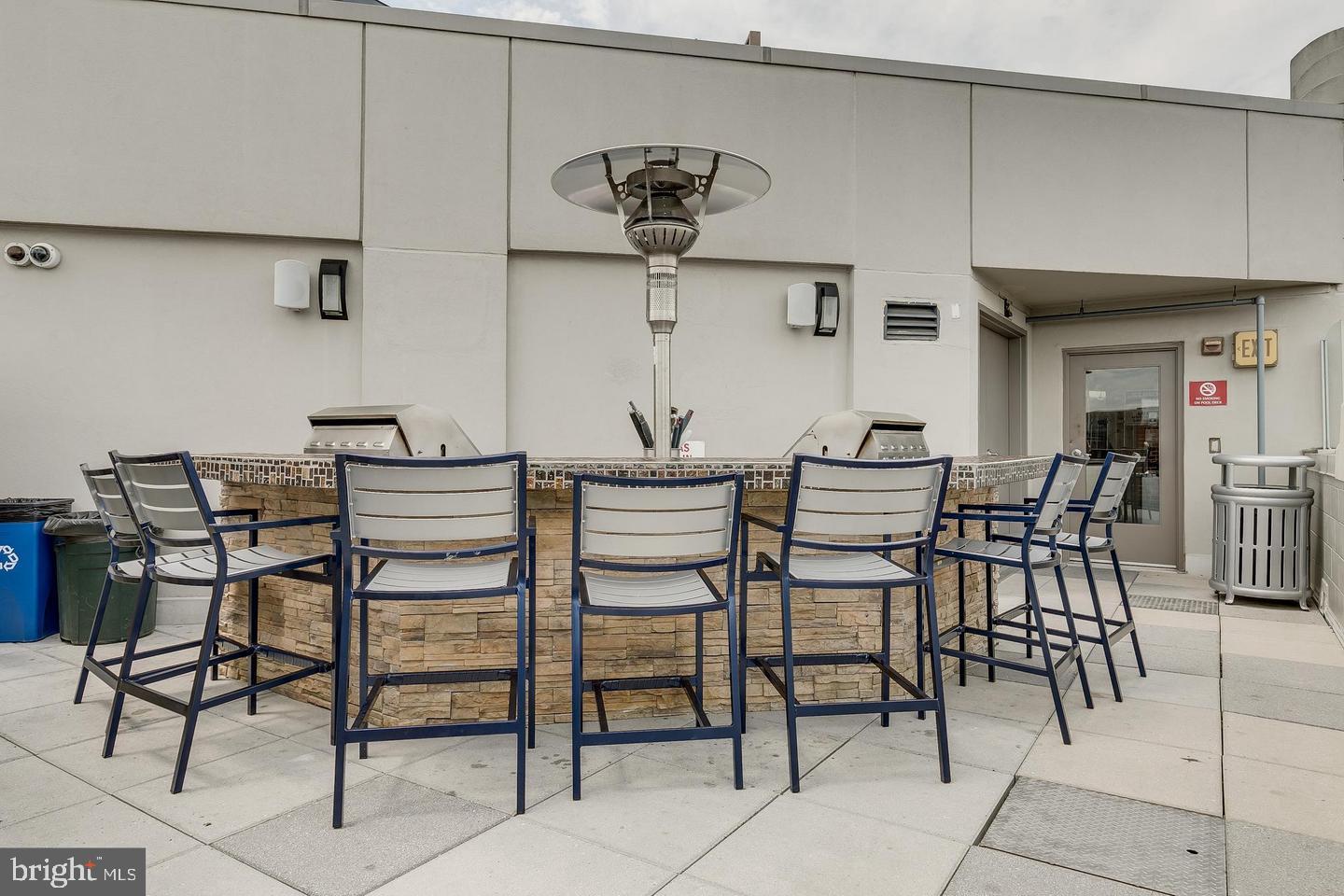 CLARENDON 1021 - Residential Lease