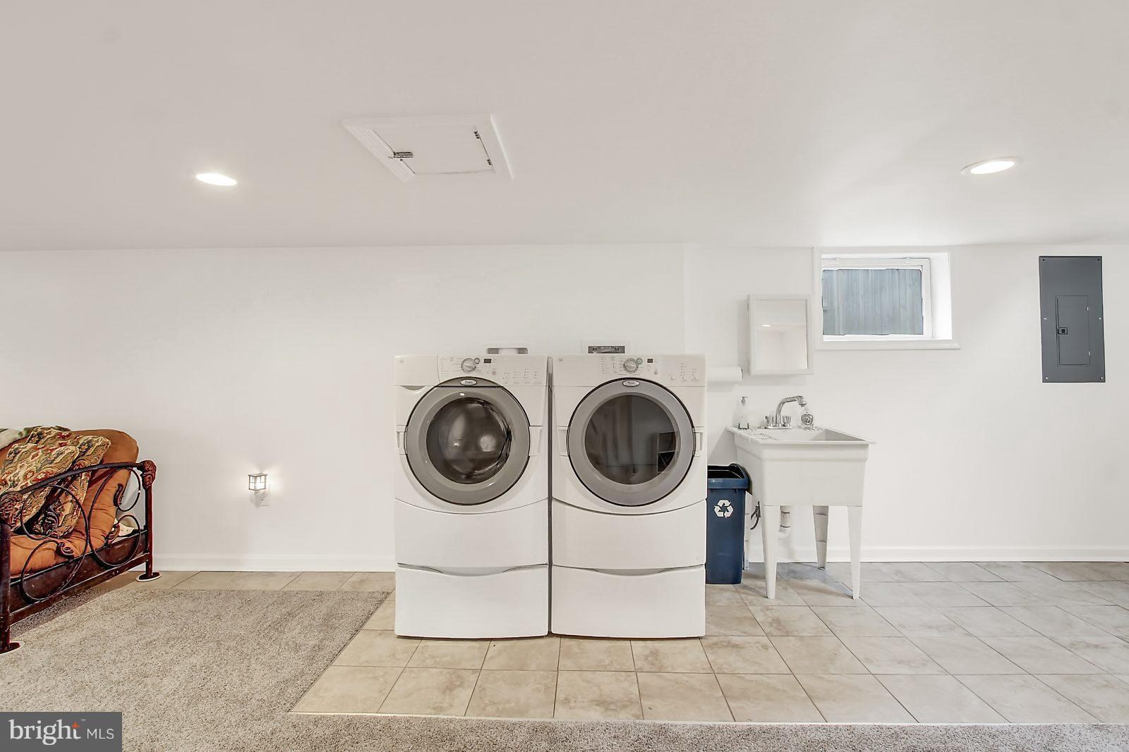 BROOKLYN HEIGHTS - Residential