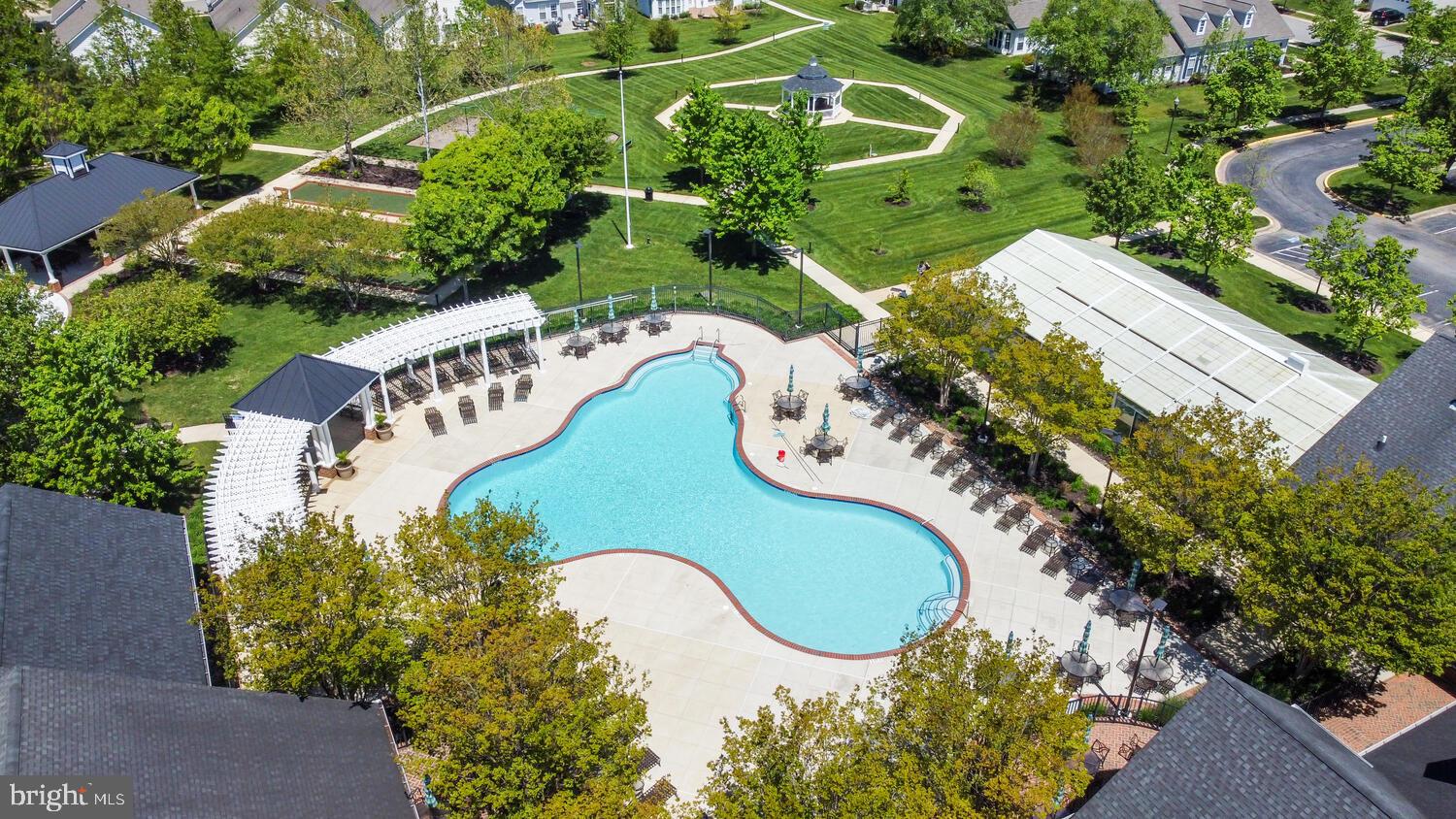 SYMPHONY VILLAGE AT CENTREVILLE - Residential