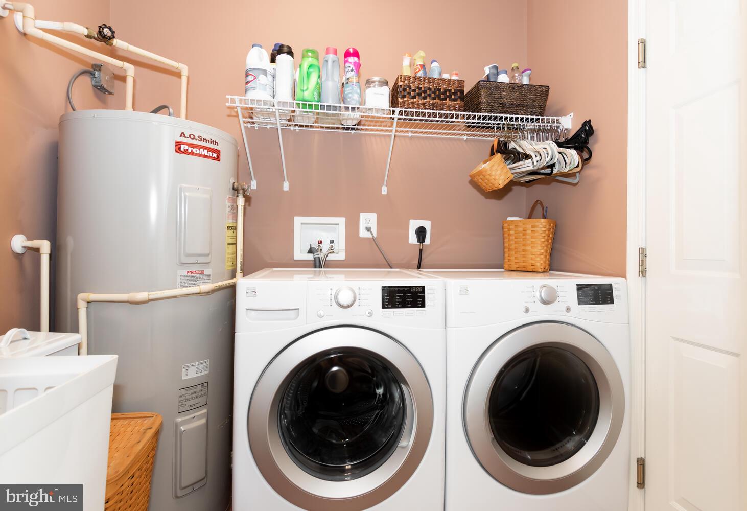 SYMPHONY VILLAGE AT CENTREVILLE - Residential