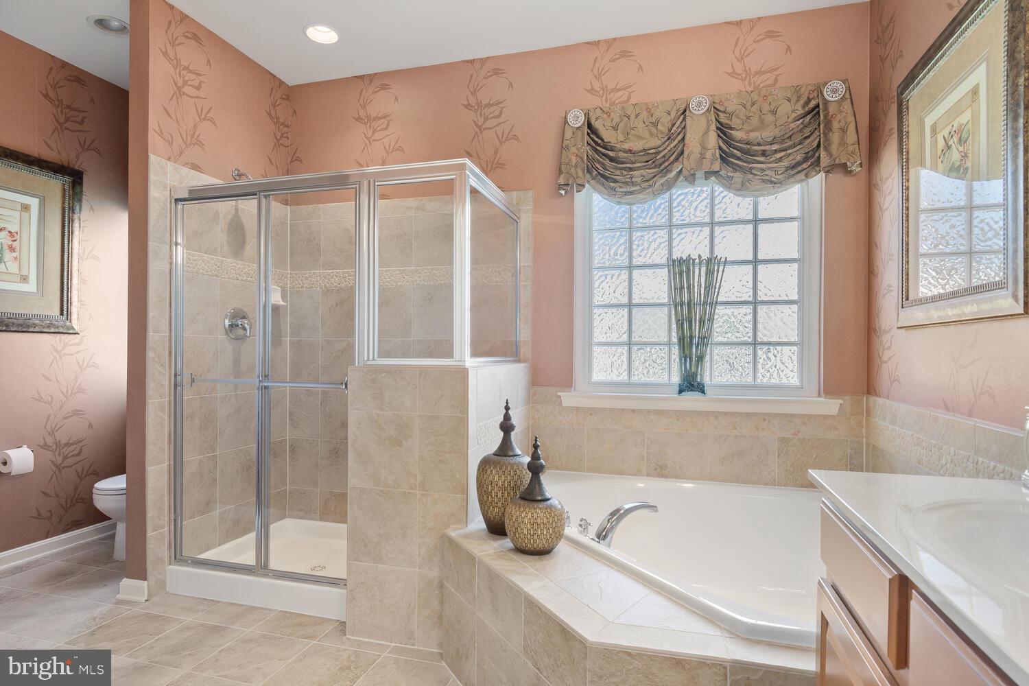 SYMPHONY VILLAGE AT CENTREVILLE - Residential