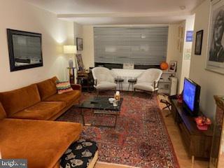 1011 ARLINGTON BOULEVARD 517