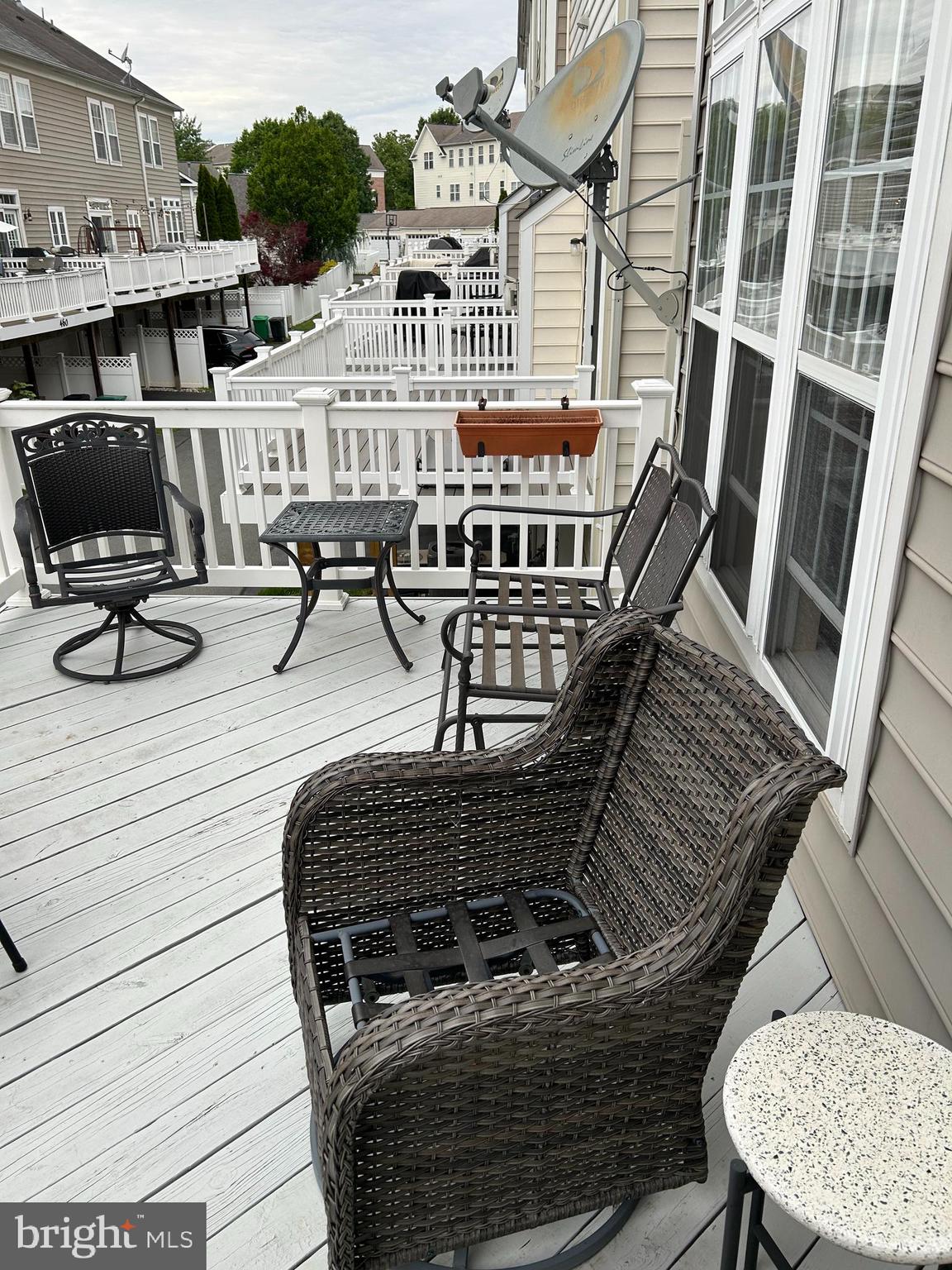 LAKELANDS - Residential Lease