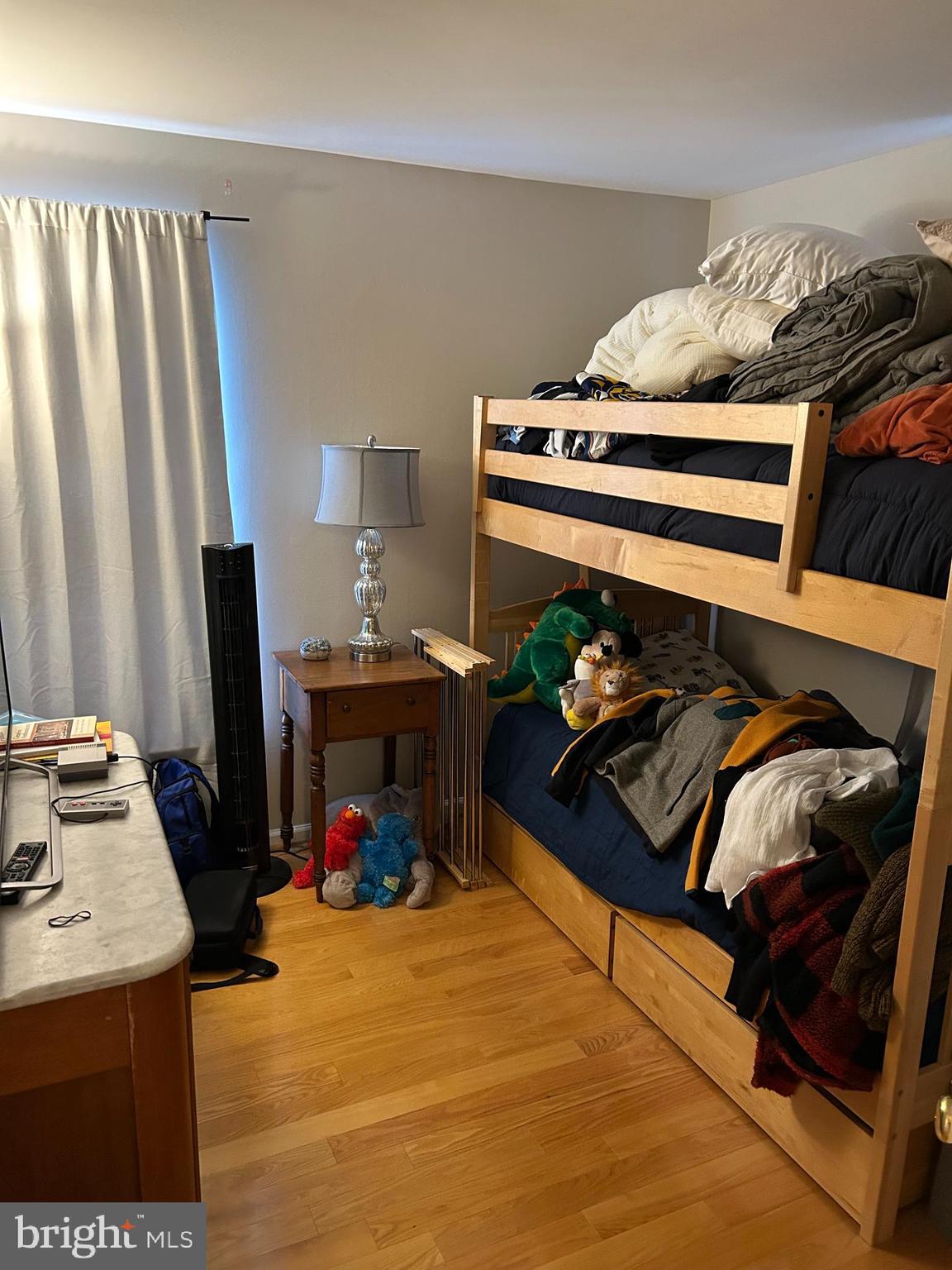 LAKELANDS - Residential Lease