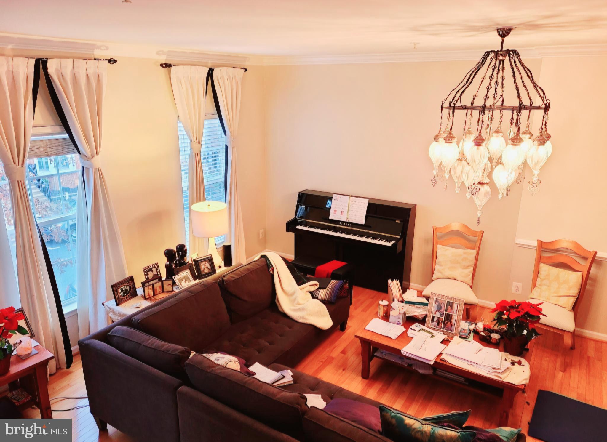 LAKELANDS - Residential Lease